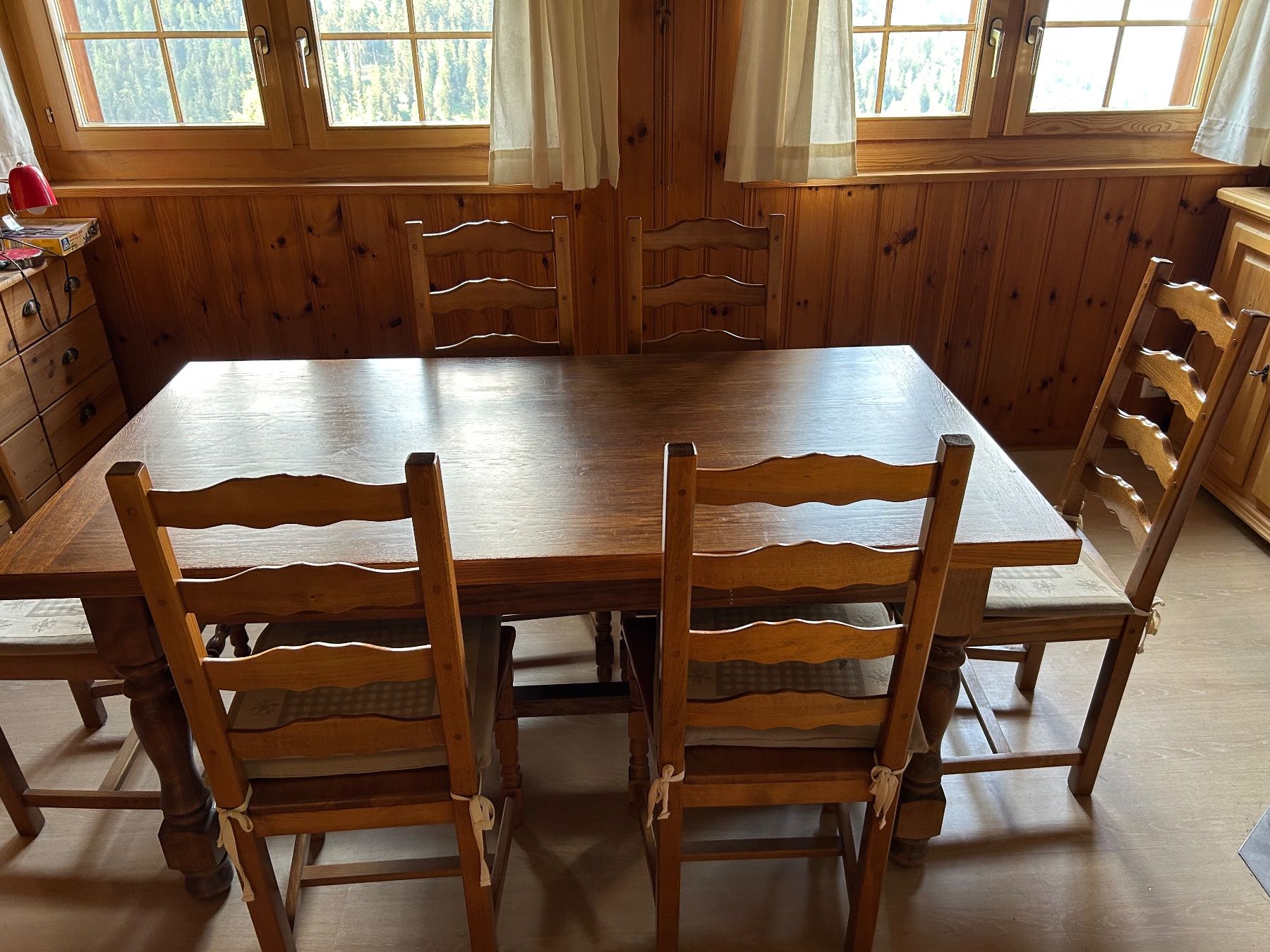 &Tradition Stühle: Table et chaises en bois style rustique bon état – Gebraucht aus Sion von mar_s6td