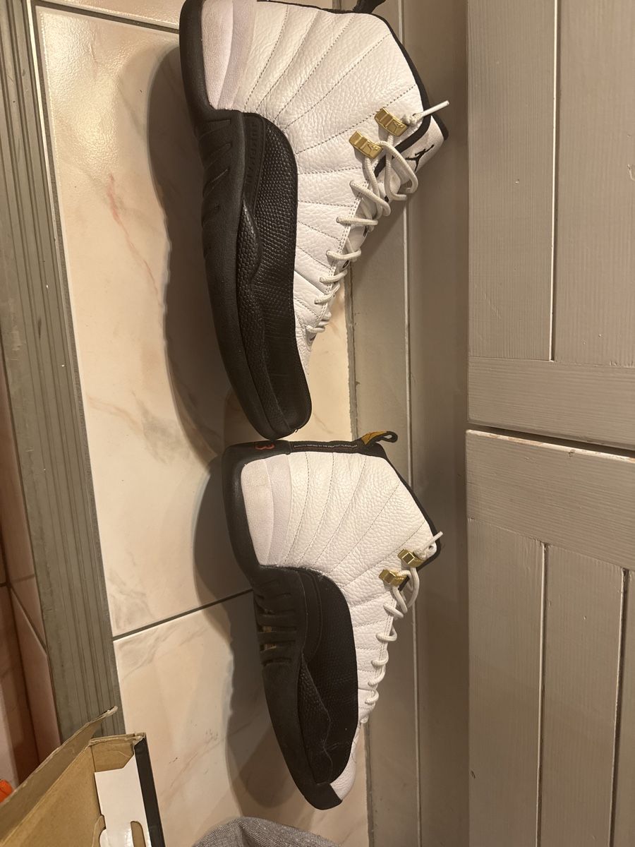 Jordan Scarpe da uomo: Jordan 12 taxi 10 – Nuovo (secondo la descrizione) da Genève venduto da 5826 1