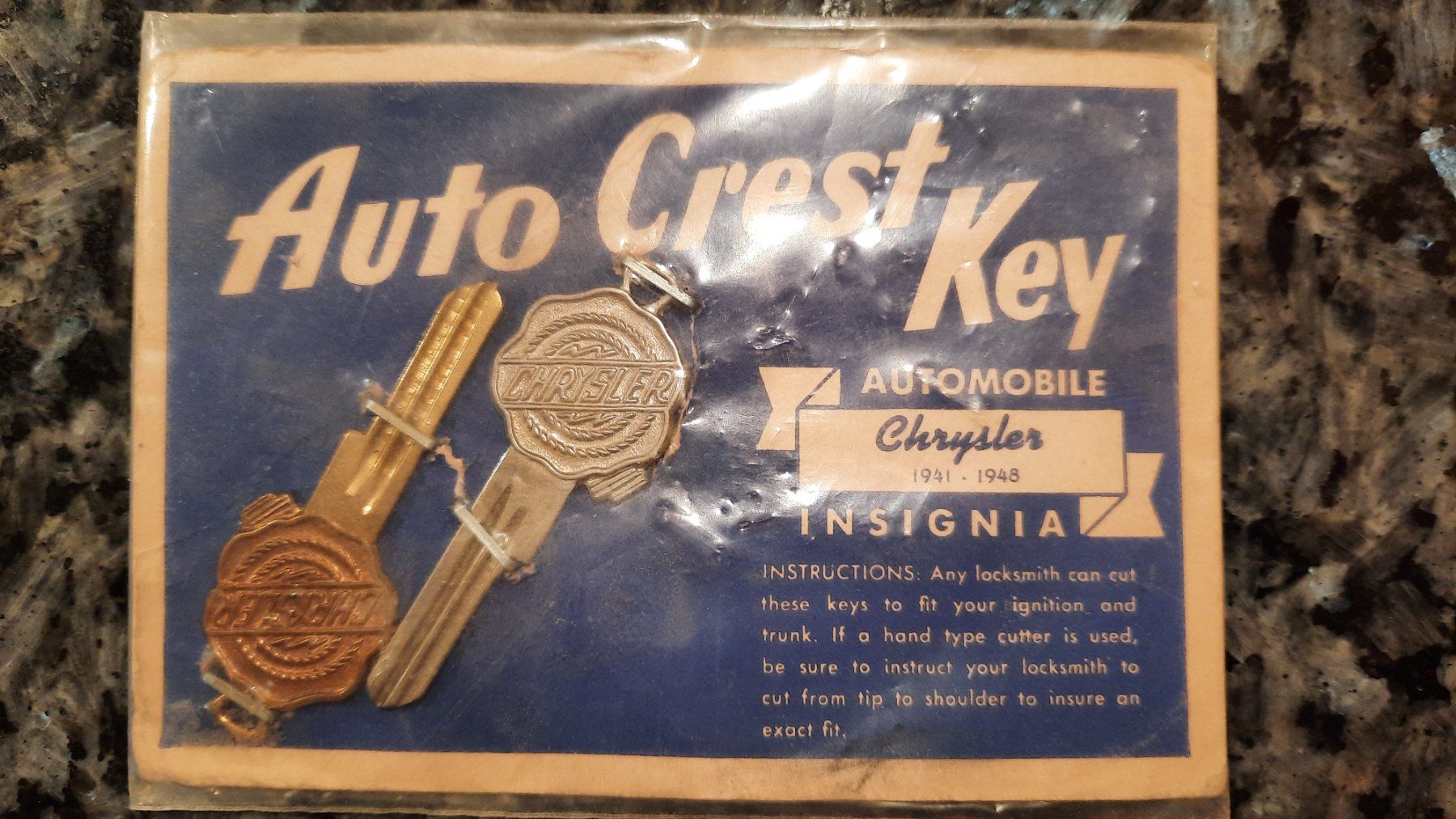 Chiavi: Auto Crest Key Chrysler Original Schlüssel Rohlinge – Usato da Tennwil venduto da Zetti07