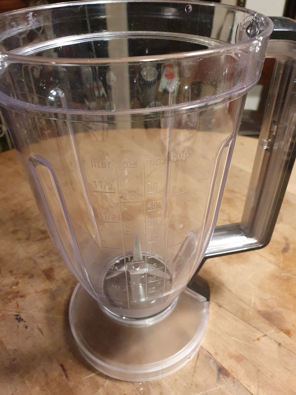 Elettrodomestici da cucina: Tischmixer Aufsatz ohne Deckel – Usato da Zürich venduto da loosebone 1