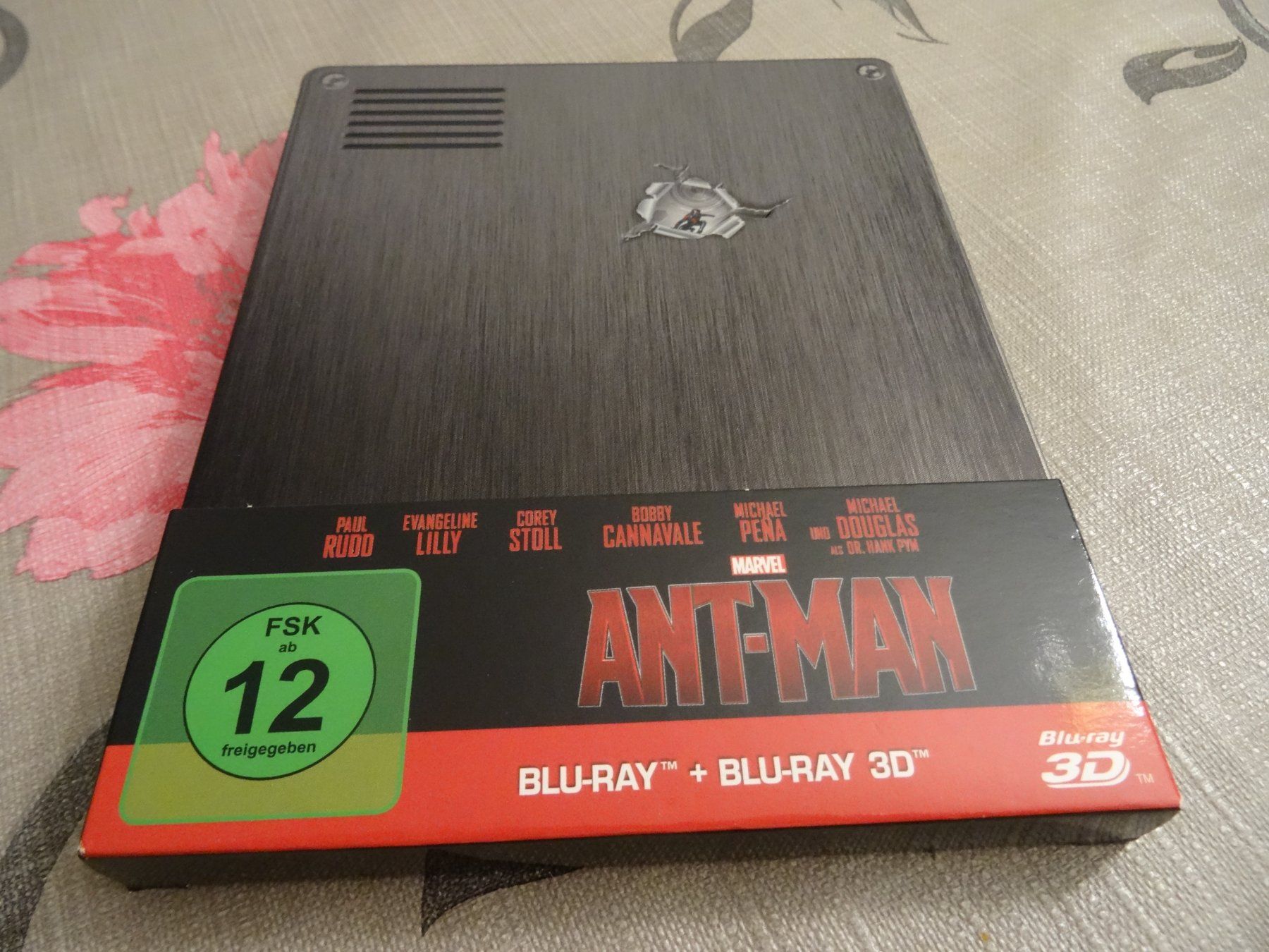 Tutti i DVDs: Ant-Man Steelbook BLU-RAY – Usato da Olten venduto da Disc-Verkauf