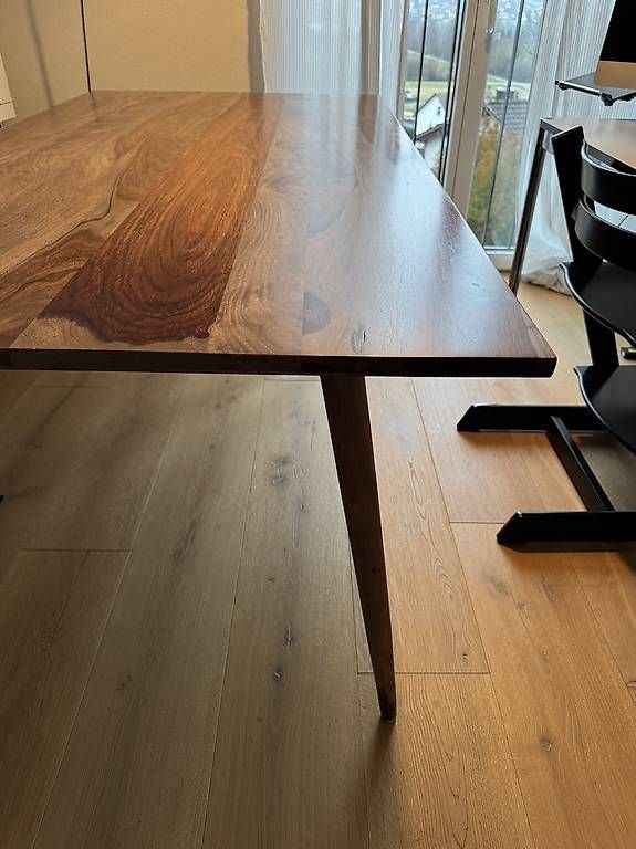 Tavoli: Holztisch 175cmx90cm  – Usato da Otelfingen venduto da che_26d5