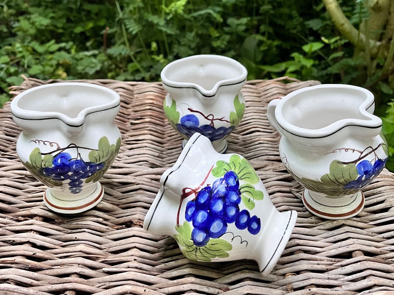 Caraffe: Alte schöne Krugles "Trauben" 4 stk – Usato da Möhlin venduto da mil_h55x 1
