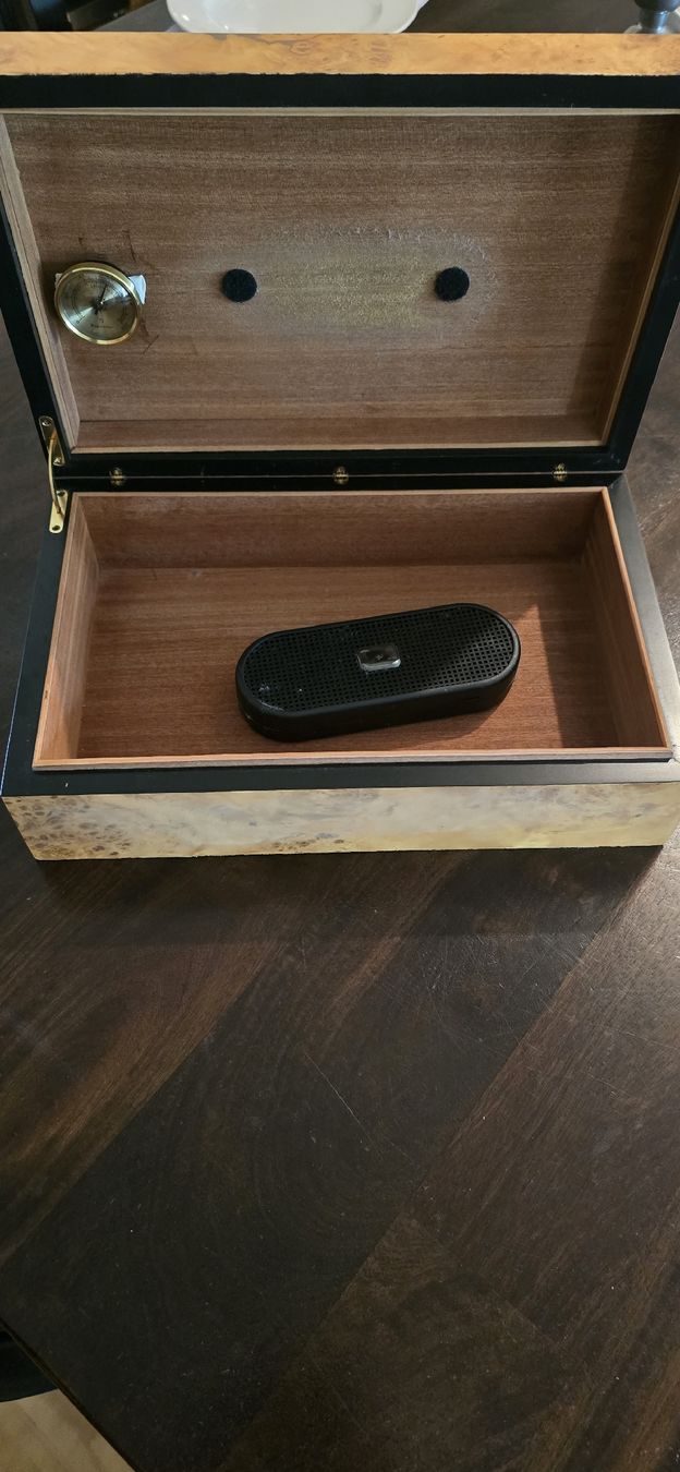 Humidor per sigari: Humidor Zigarren von Brebbia – Usato da Basel venduto da Jcva 7