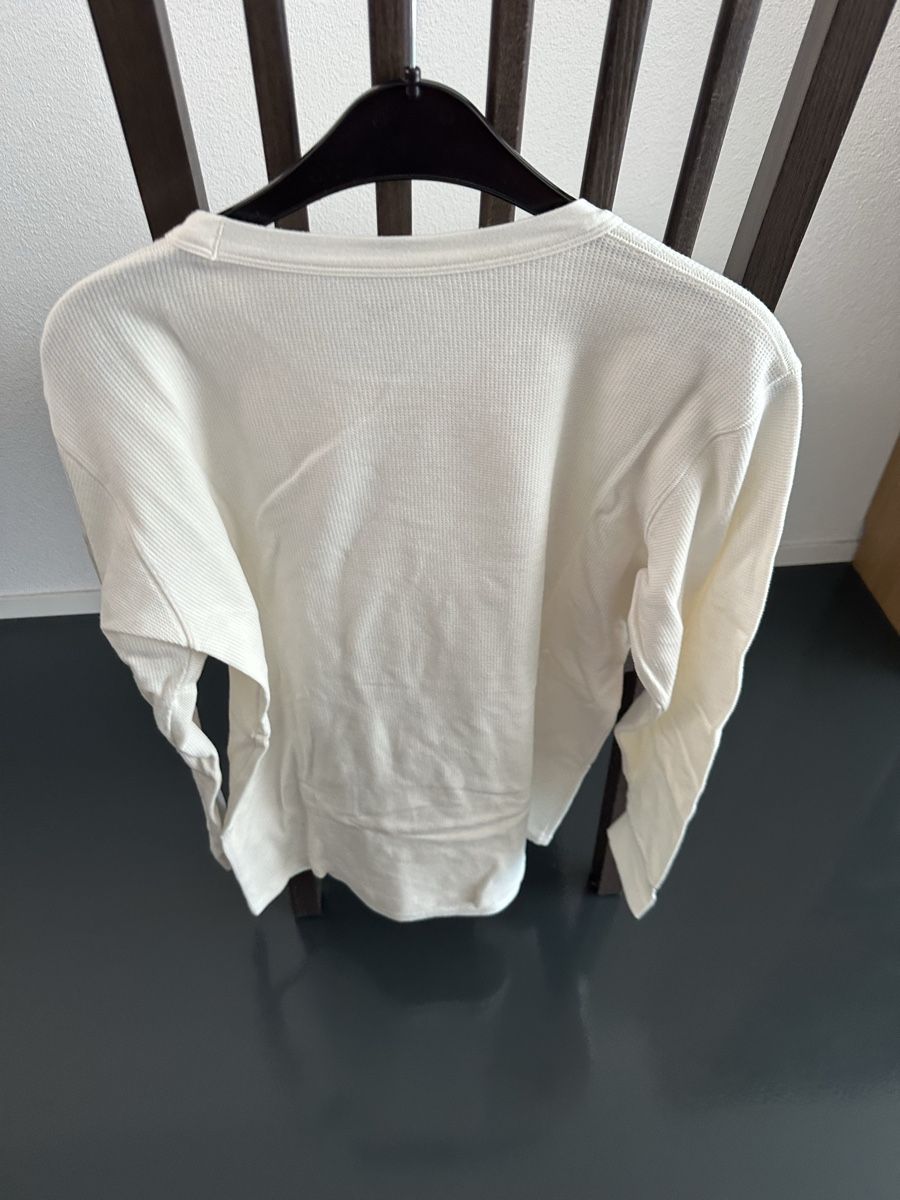 Uniqlo T-shirt: 2x Uniqlo Heattech Langarmshirt – Usato da Schlieren venduto da James1010 2