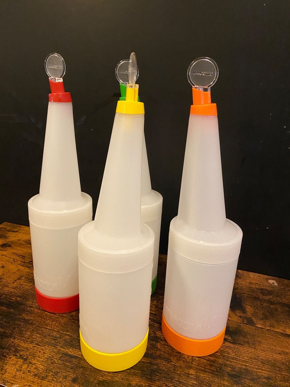 Altro in Stoviglie & Bicchieri: Speedbottle - Versus (2,0l) – Usato da Zuchwil venduto da HowieBowie 1