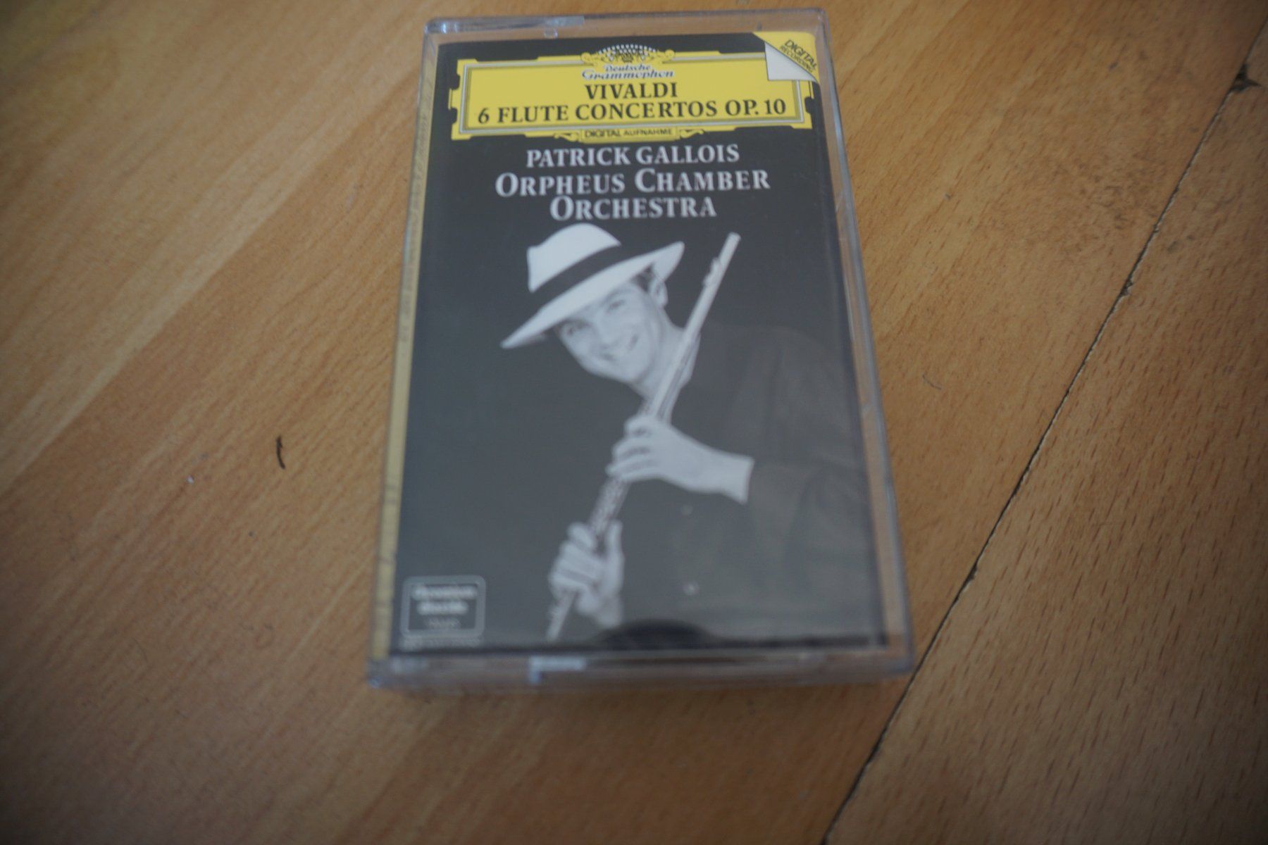 Musicassette: Vivaldi Flötenkonzerte Op. 10 Kassette – Usato da Zürich venduto da einalemjena