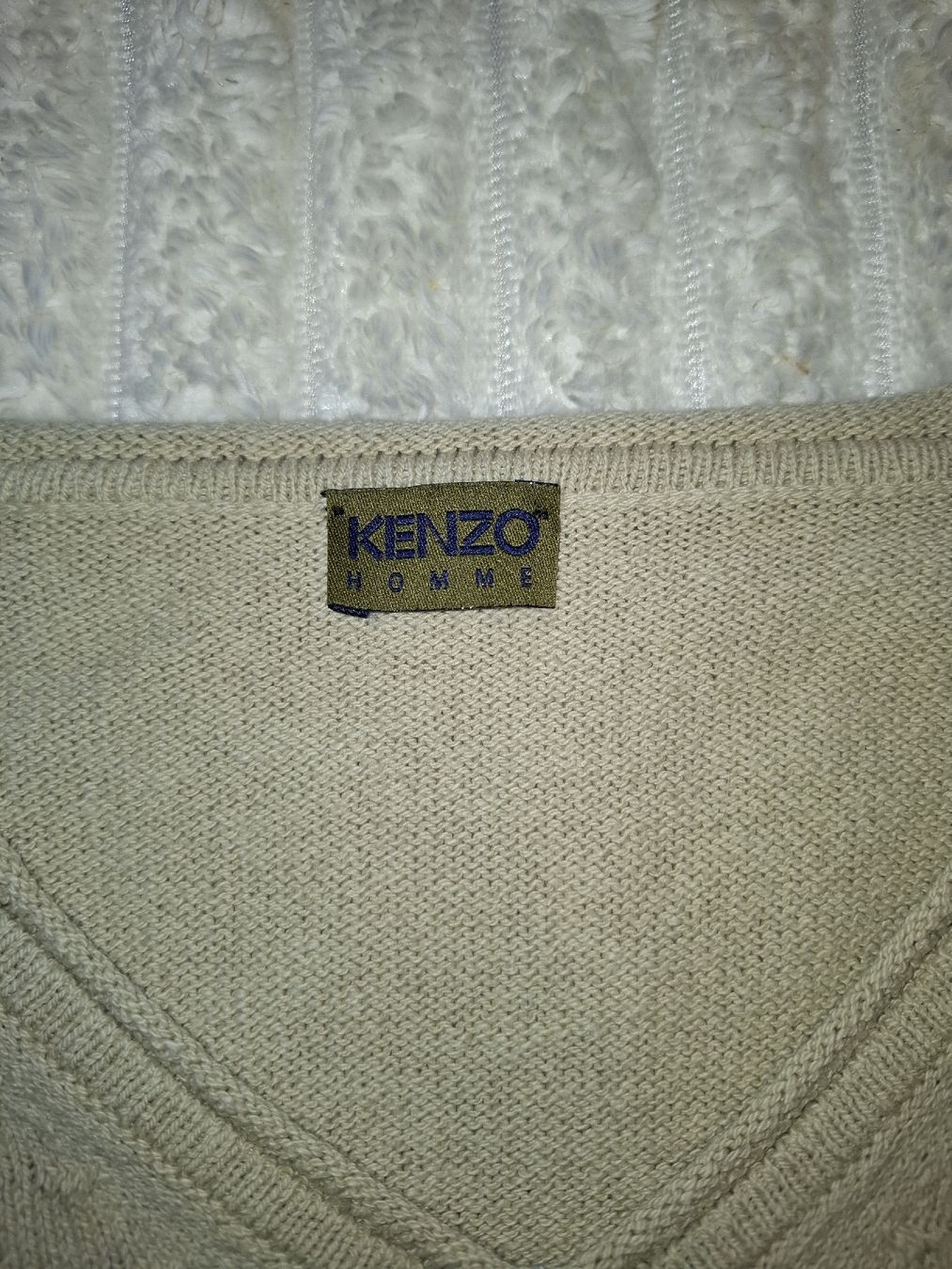 Kenzo Pullover & Sweatshirts: Pull Kenzo Jeans Col V Beige / Beige Clair 100% Coton - S – Gebraucht aus Le Locle von QUALI-PRIX 3