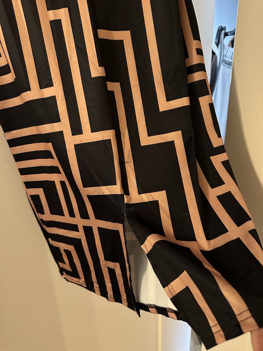 Robes: Damen Wunderschöne Kleider Gr/L – Neuf avec emballage d'origine à Basel par Ivana_4 3