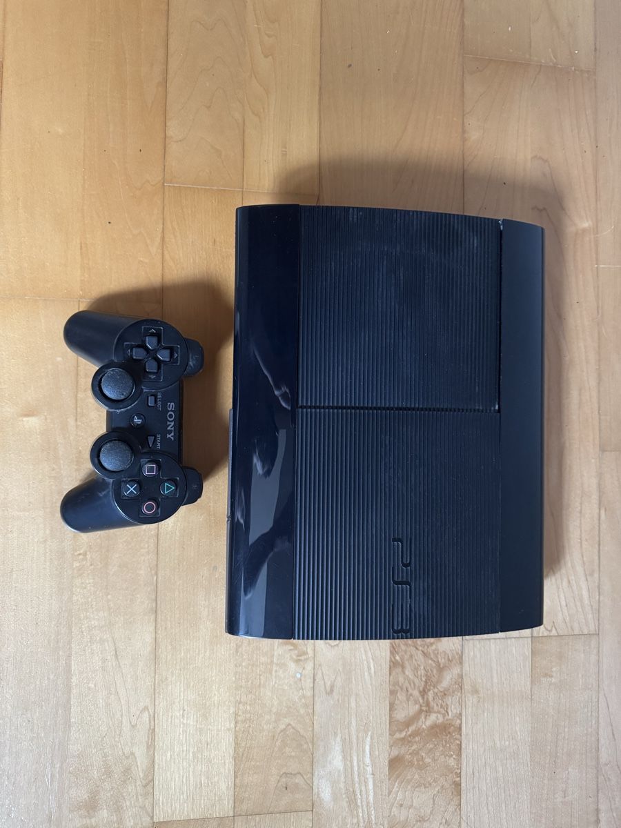 Sony Console: PlayStation 3 Super Slim – Usato da Zürich venduto da mat_rw96 1