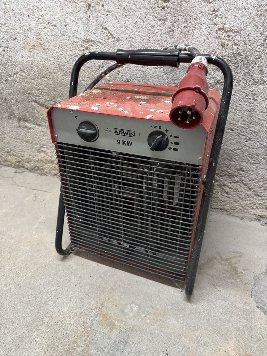Radiatori: Heizstrahler 9KW  gebraucht  – Usato da Birmenstorf AG venduto da Pat_roll