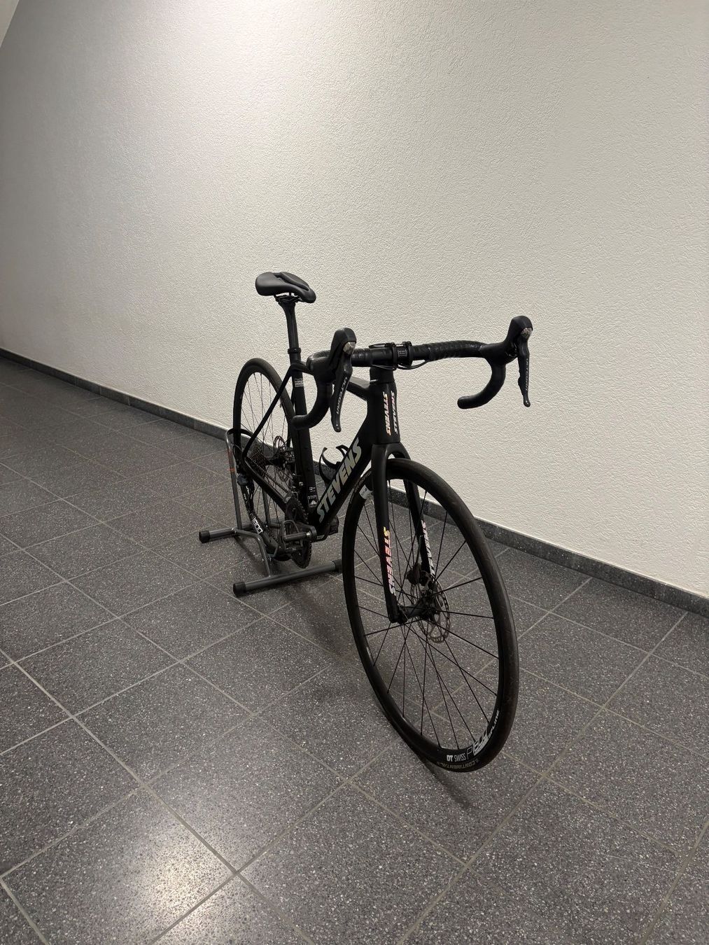 Stevens Biciclette: STEVENS Izoard Pro Disc Carbon Rennrad – Usato da Stetten SH venduto da guancia 1