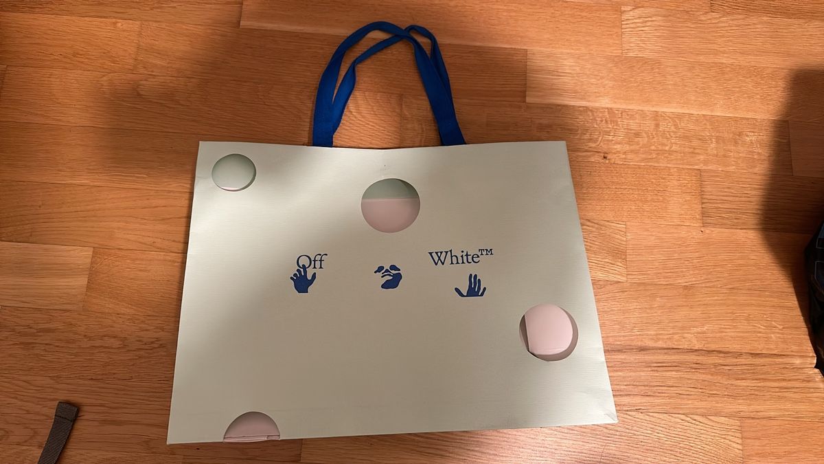 Off-White Sacs: Off-White Papiertasche – D'occasion à Lenzburg par flyfun