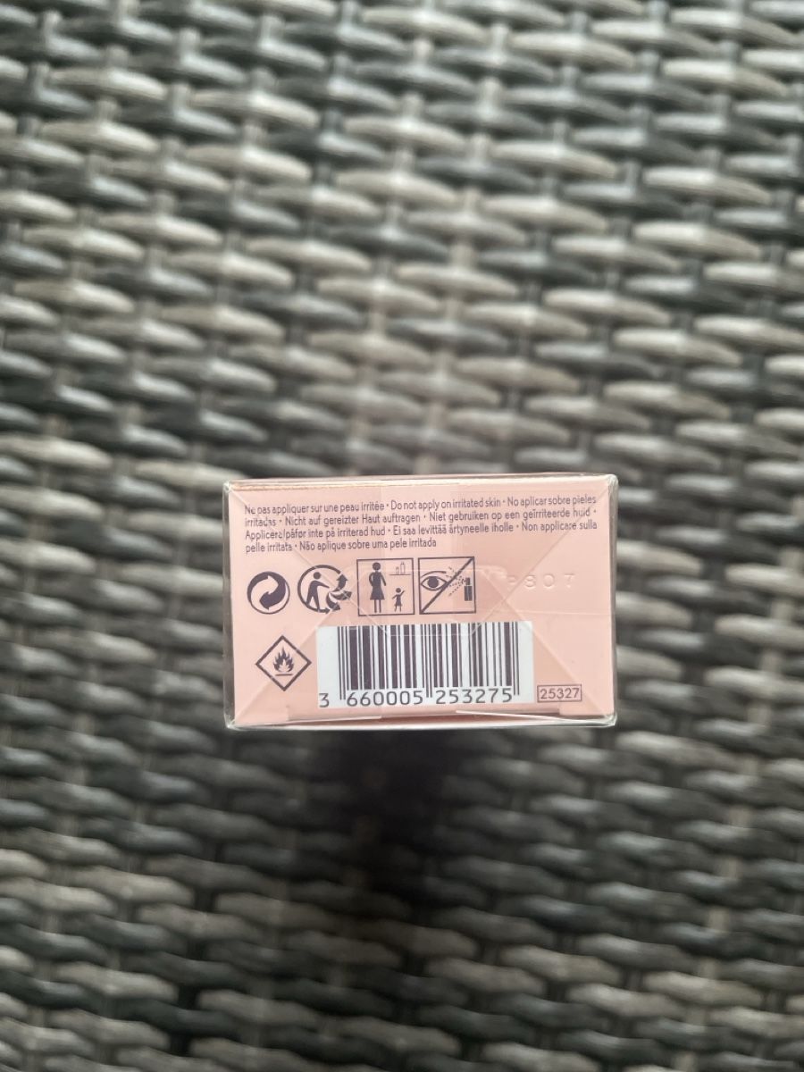 Yves Rocher Profumi & Eau de Toilette: Yves Rocher Comme une Evidence Eau de Parfum 50ml - Neu – Nuovo e nell'imballaggio originale da Wallbach venduto da wonderlike 1