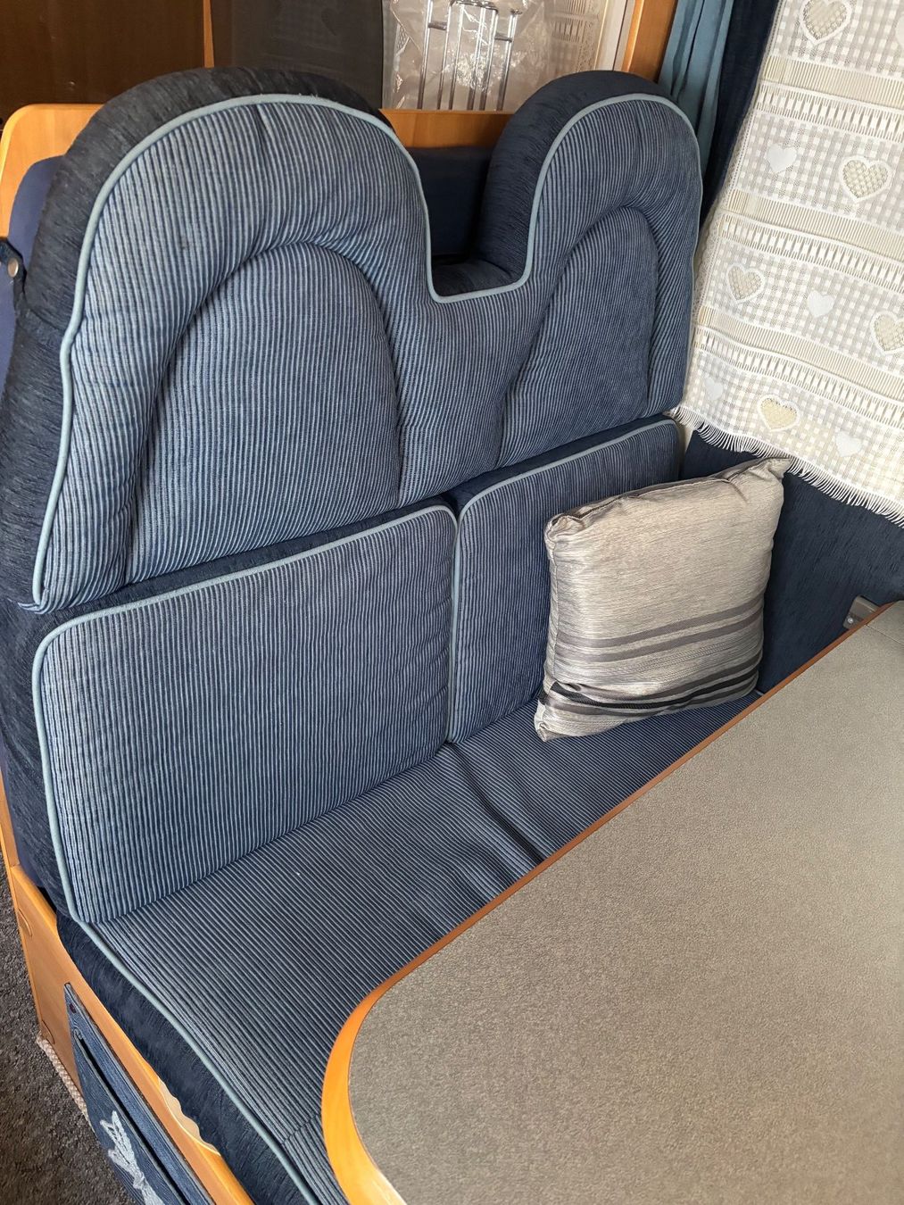 Adria Camping Fahrzeuge: Wohnmobil Adriatik 680 Sp – Gebraucht aus Uznach von ilor01 3