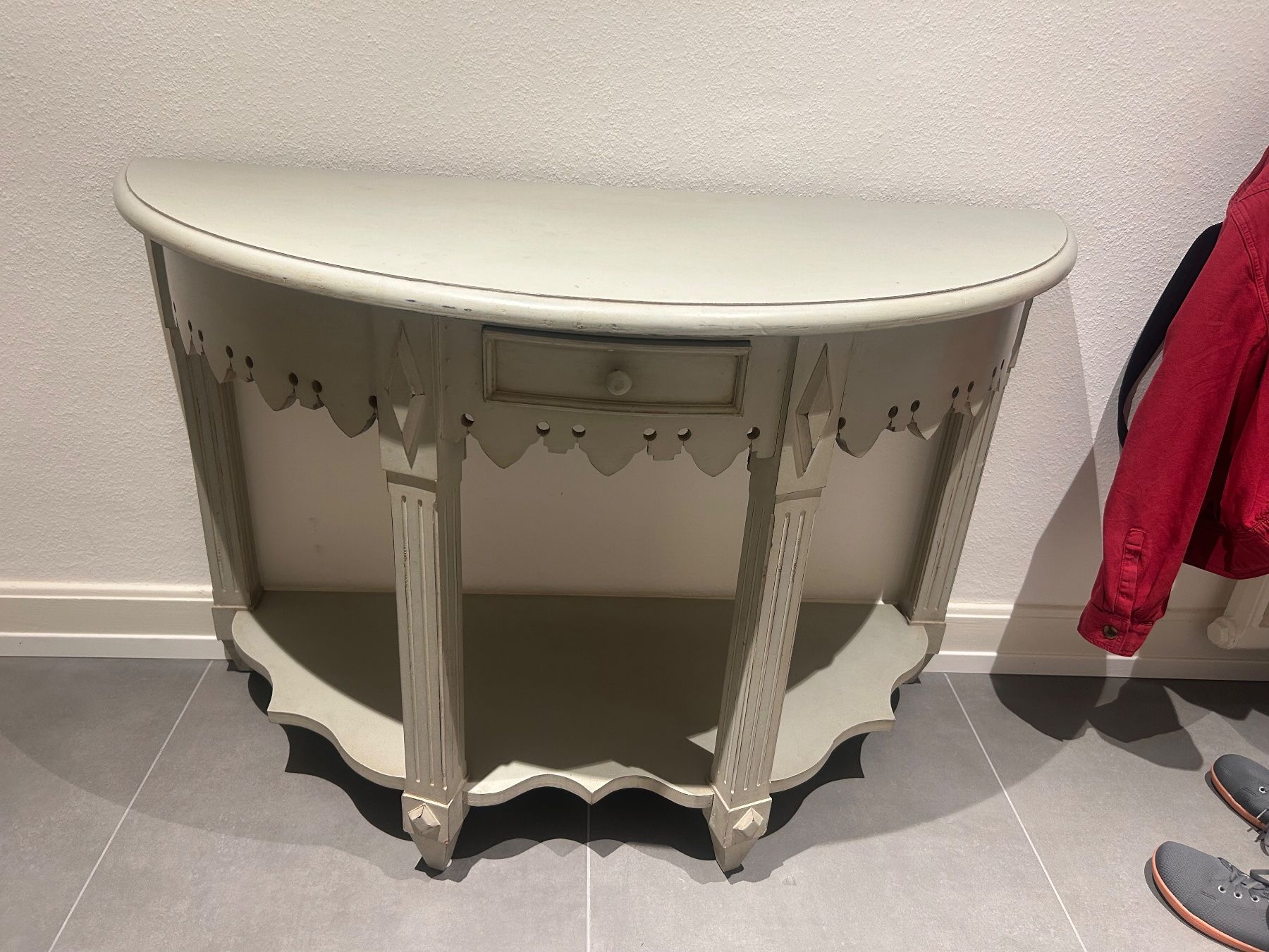 Tische: Table demi-lune – Gebraucht aus Lausanne von har_5gv8