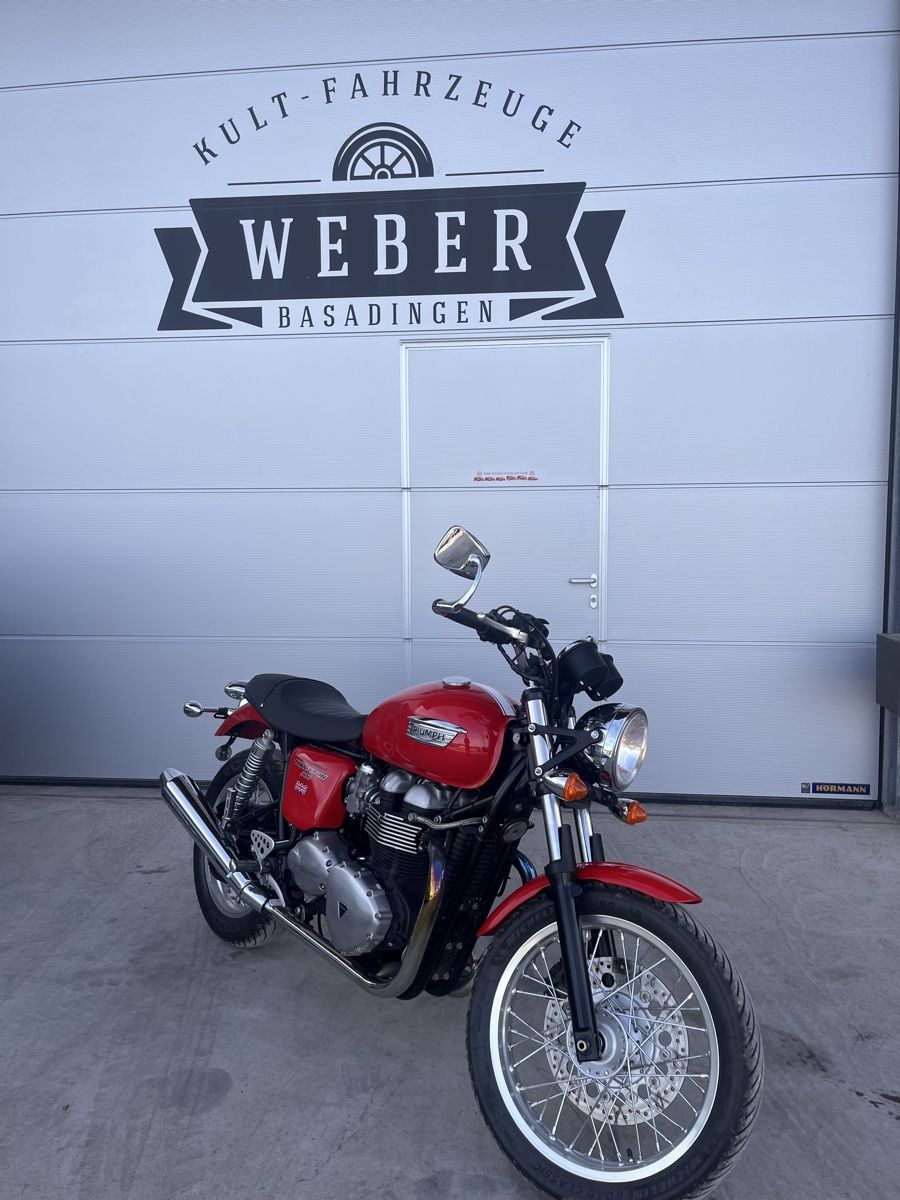 Triumph Strada: Triumph Thruxton 900 – Usato da Basadingen venduto da wabae