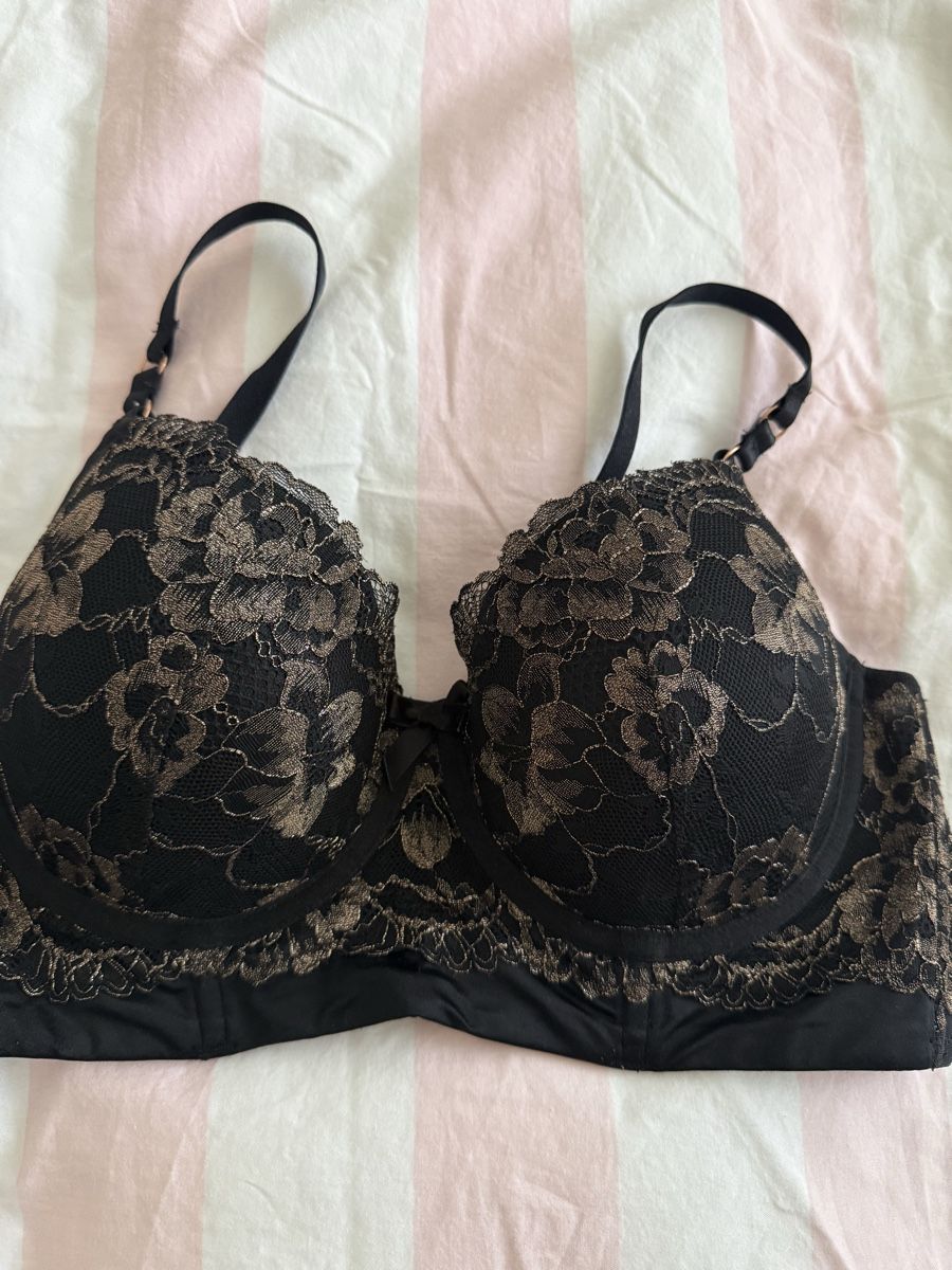 Hunkemöller Altra biancheria intima: Hunkemöller 80D BH – Usato da Wil SG venduto da xrnvani 1
