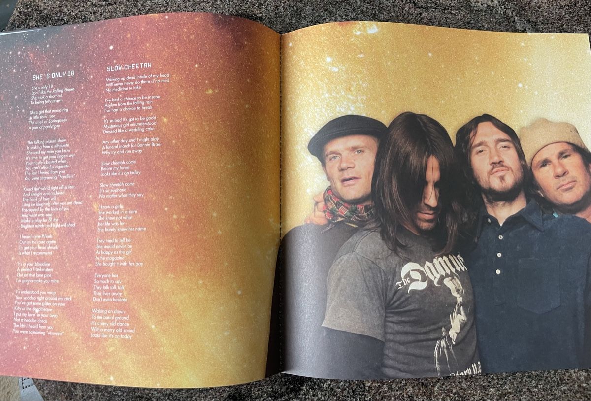 Schallplatten: Red Hot Chilli Peppers - Stadium Arcadium - Vinyl Box Set – Gebraucht aus Olten von Bluespapst 8