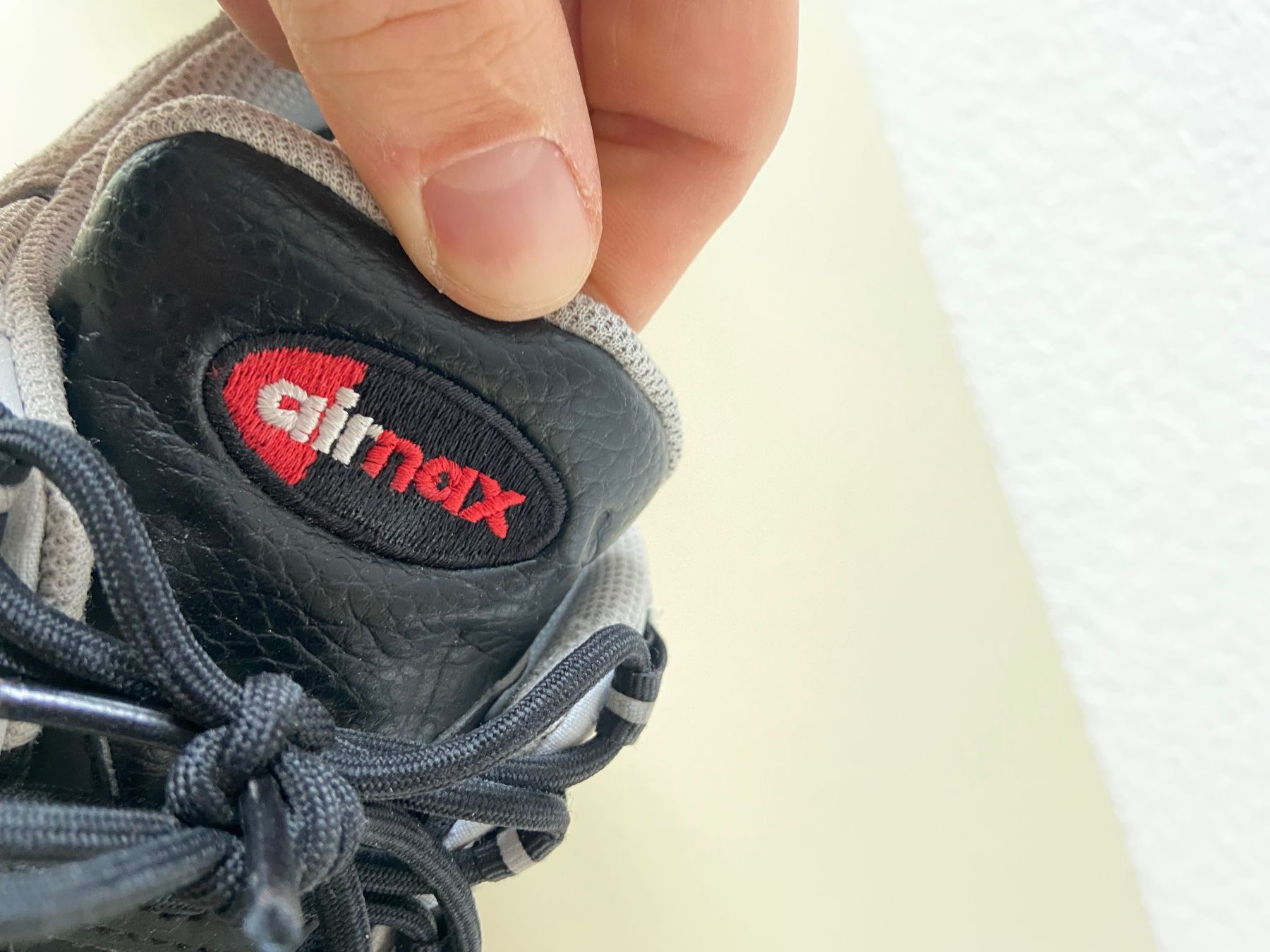 Nike Chaussures hommes: Nike Air Max Fishscale – D'occasion à Olten par jon_wfq7 4