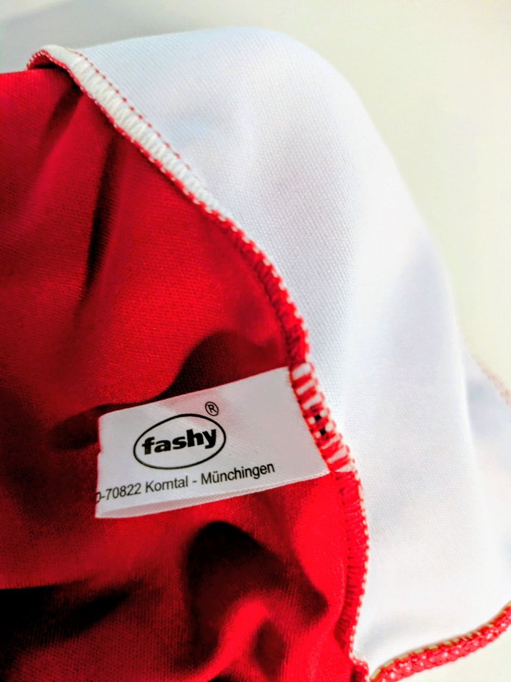 Costumi da bagno: Badekappen Fashy 4 Stück neu mit Etikette – Nuovo (secondo la descrizione) da Adlikon venduto da Match62 4