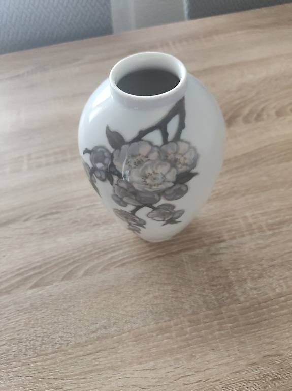 Vase & Récipients: Royal Kopenhagen Vase Antike – D'occasion à Bellach par Swisslady_1960 1