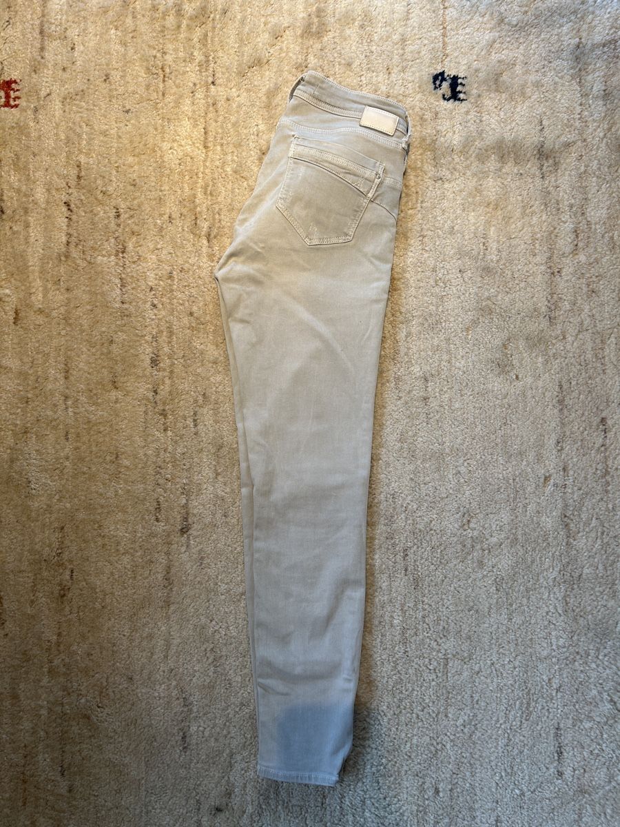 Mavi Jeans: Mavi Adriana Ankle Jeans, Hellgrau, Grösse 28/30 – Usato da Gümligen venduto da Pygmalion 3