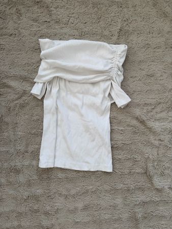 Zara Oberteil gerafft weiss Grösse S gebrauchter Zustand