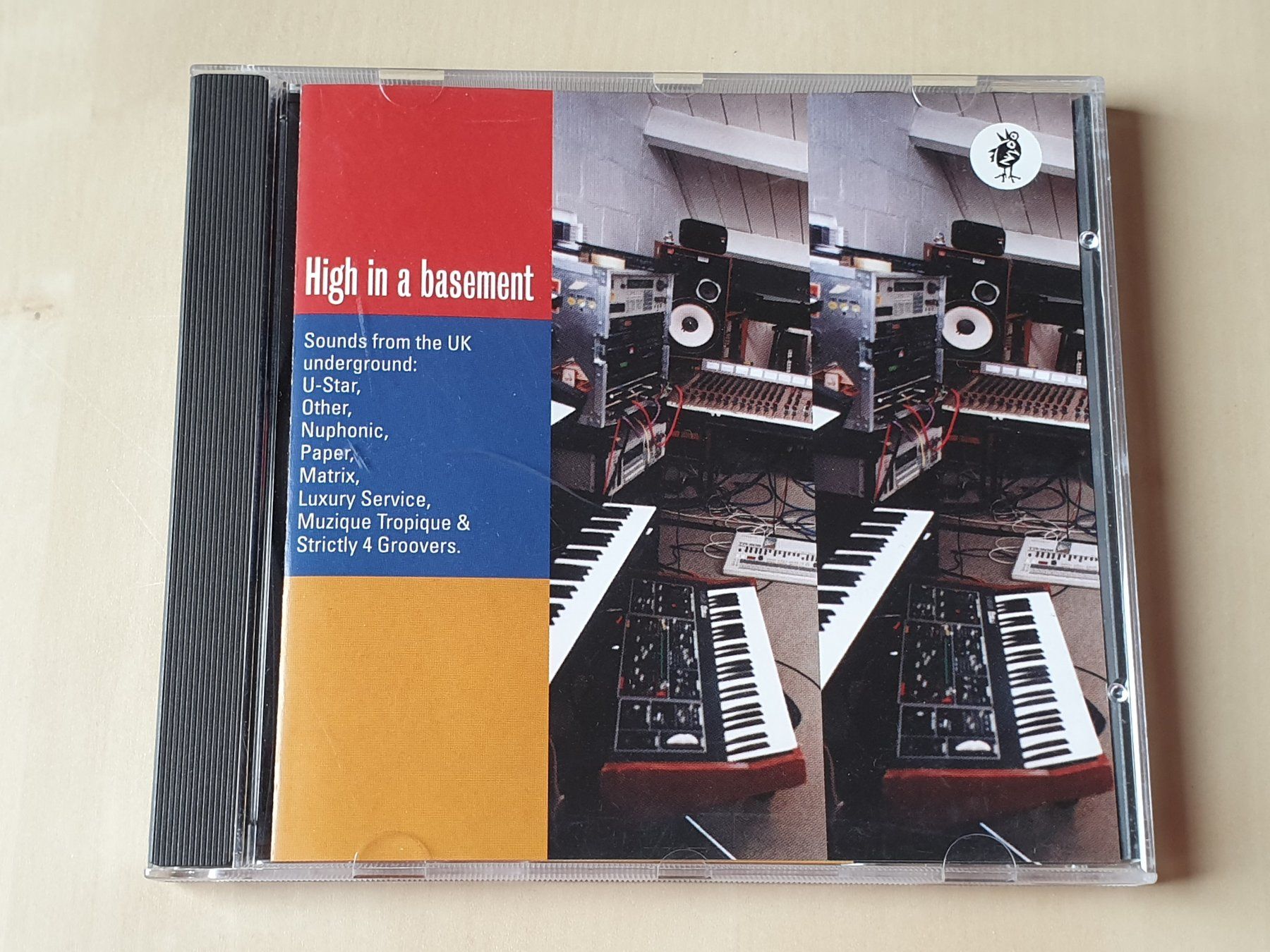 CDs: High in a basement – Gebraucht aus Stansstad von collectorsshop