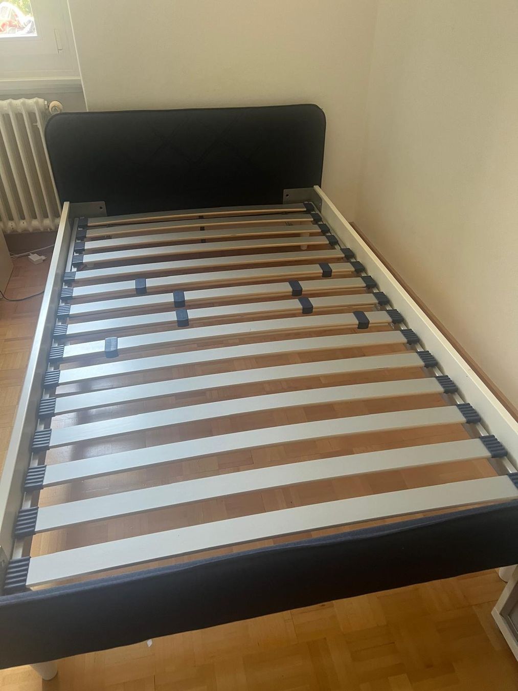 Lits: Bett 140x200 – D'occasion à Malters par baloo15 2