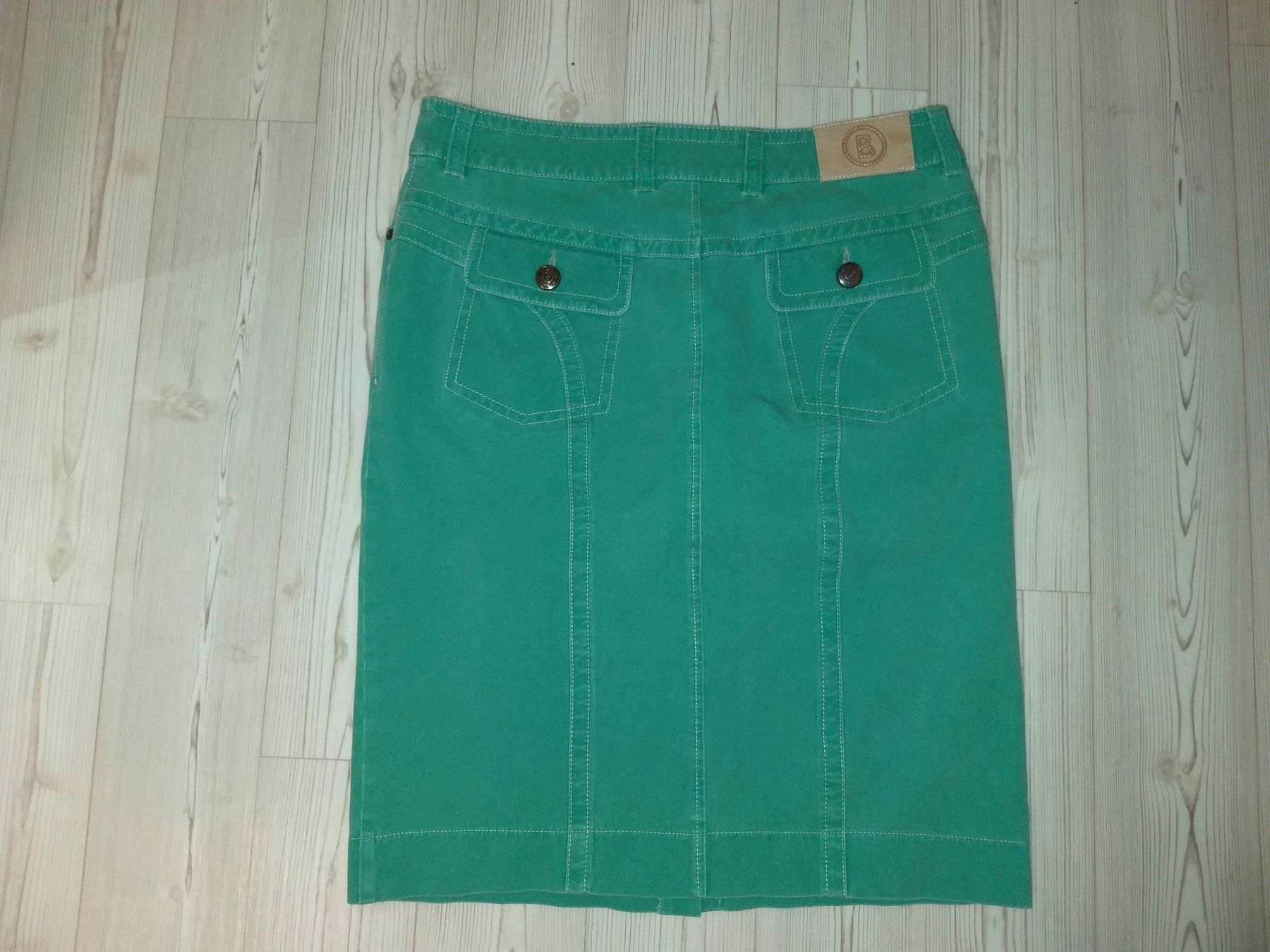 Bogner Gonne: Jupe / Rock BOGNER    Taille / Grosse 40 CH ...... – Usato da Cossonay-ville venduto da Super-Price-Quality 5