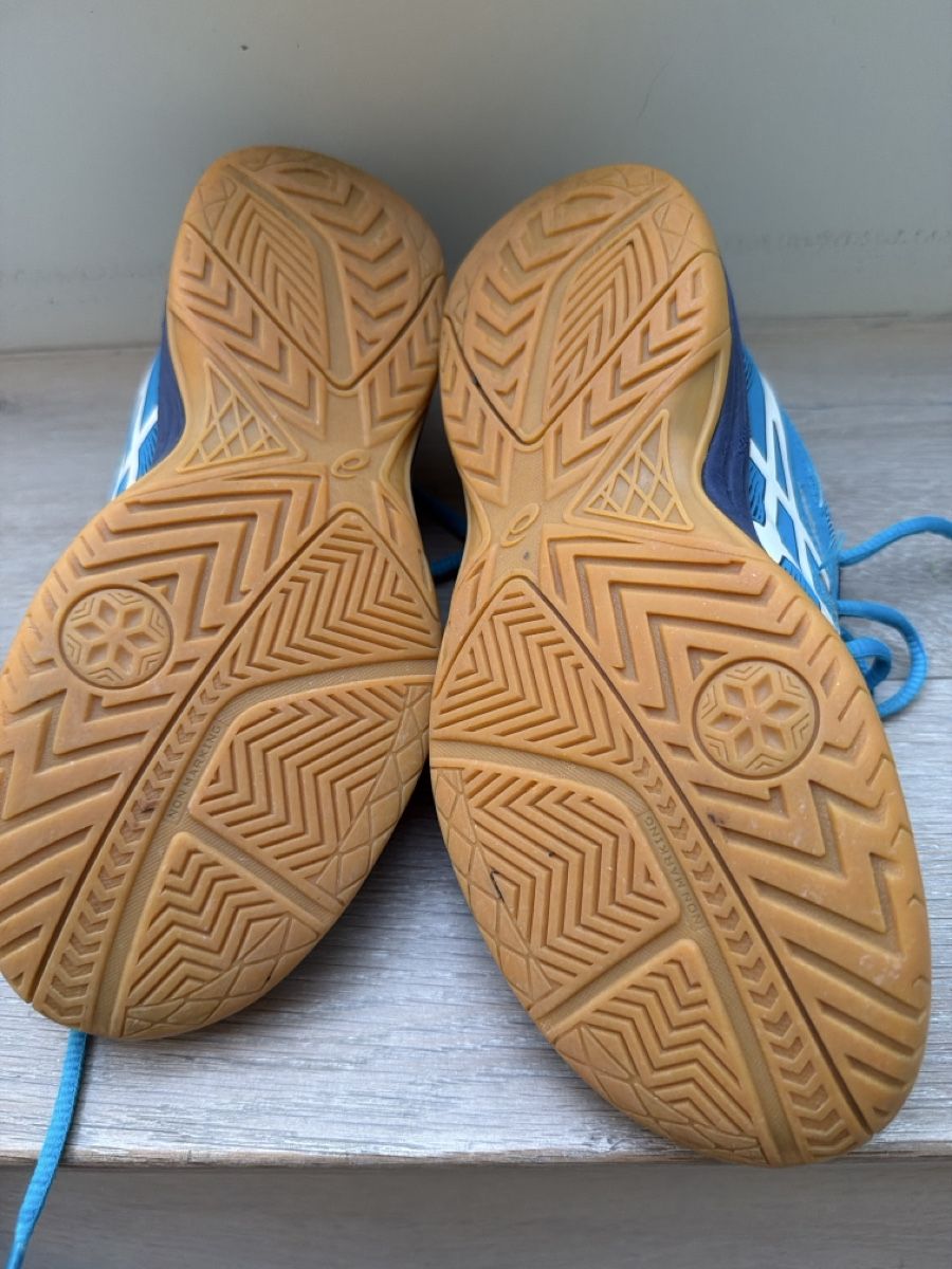 Scarpe per ragazzi: Asics Halle 37 – Usato da Zürich venduto da gal_z6n9 1