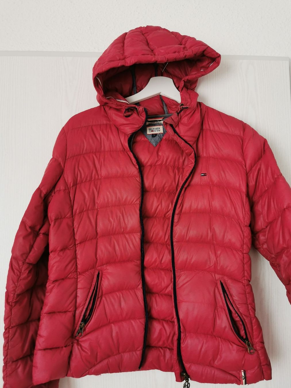 Tommy Hilfiger Giacche: Jacke Tommy Hilfinger M/L – Usato da Ebnat-Kappel venduto da ani_fq2z