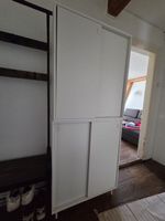 schmaler weisser Schuhschrank IKEA MACKAPÄR