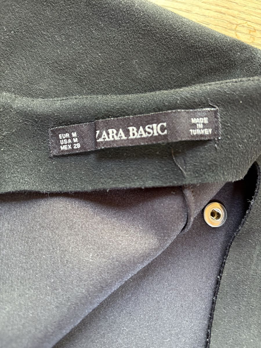 Zara Gonne: Zara Basic Skort, schwarz, Grösse M – Usato da Frauenfeld venduto da lin_77m9 4