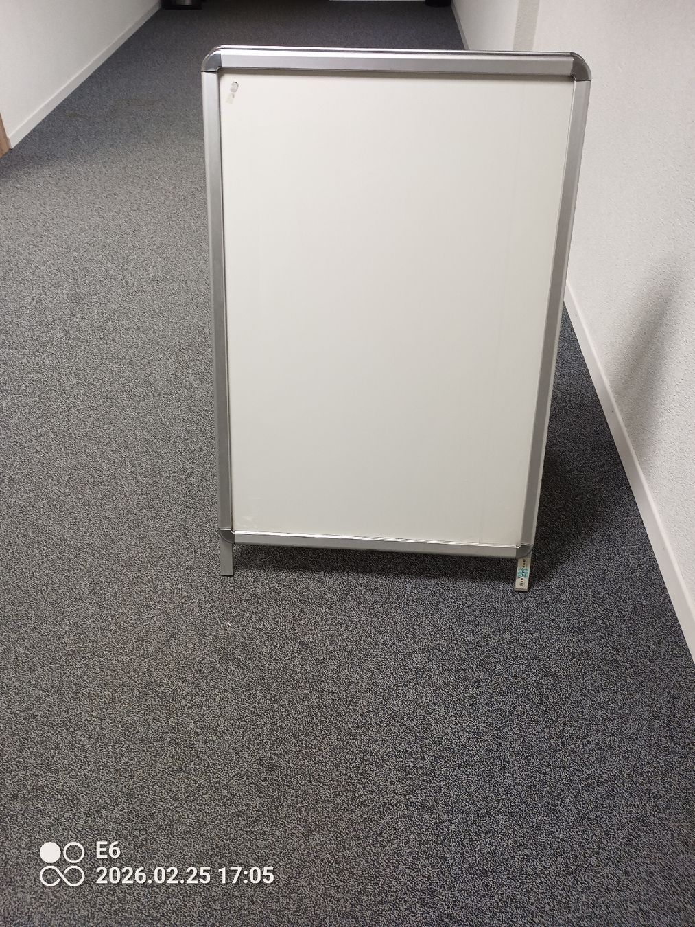 Lavagne: Zusammenklappbares Doppelseitiges White- Board – Usato da Zürich venduto da Mitzi6 3