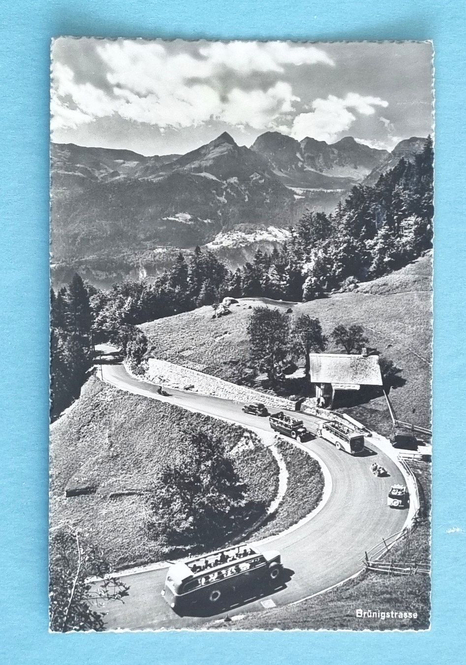 Cartes postales: Brünigstrasse - Postautos auf der Passtrasse – D'occasion à Rothrist par RROENK