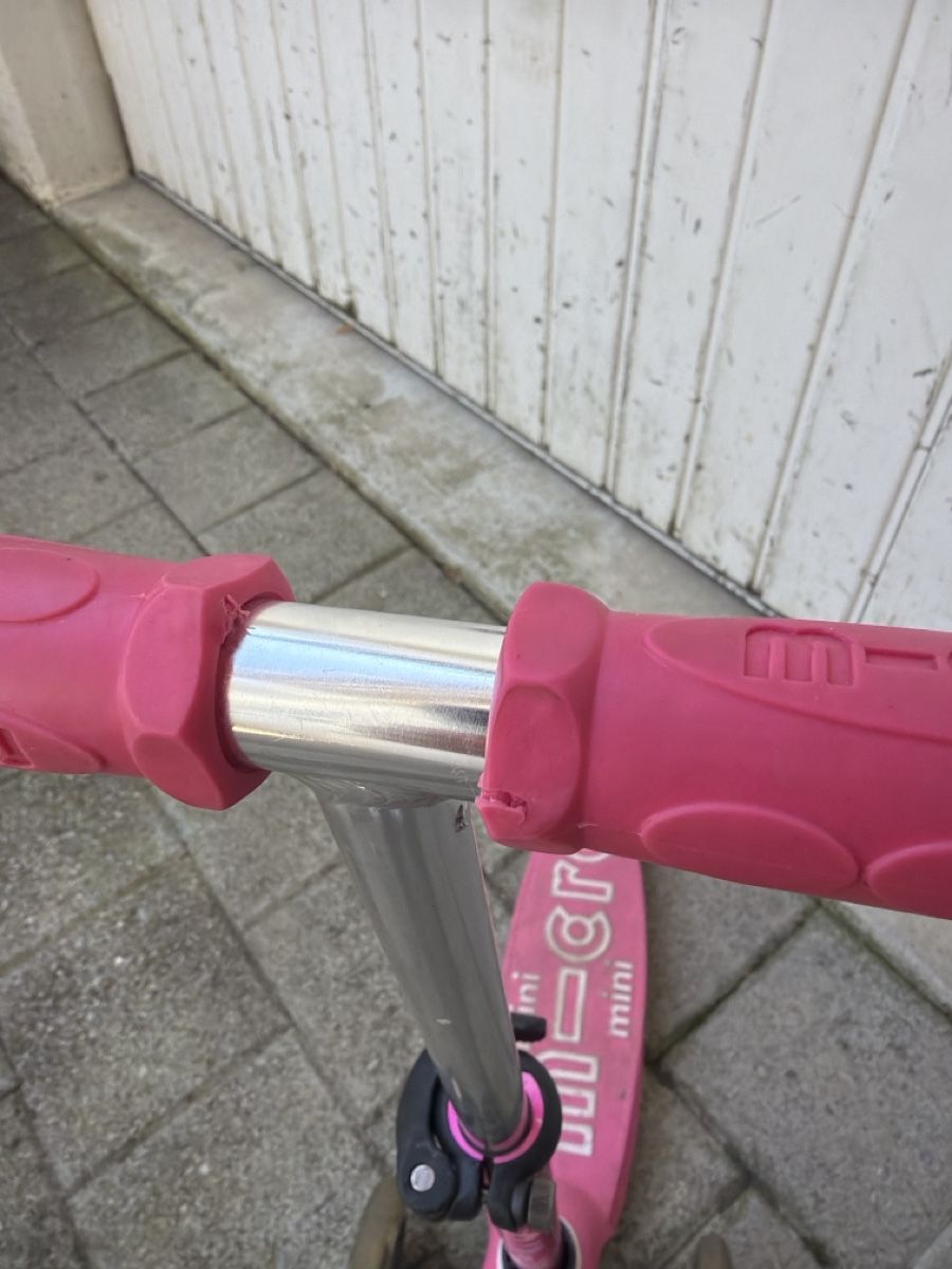 Micro Kickboard: Kickroller Mini Micro pink gebraucht – D'occasion à Bassersdorf par camu07 3