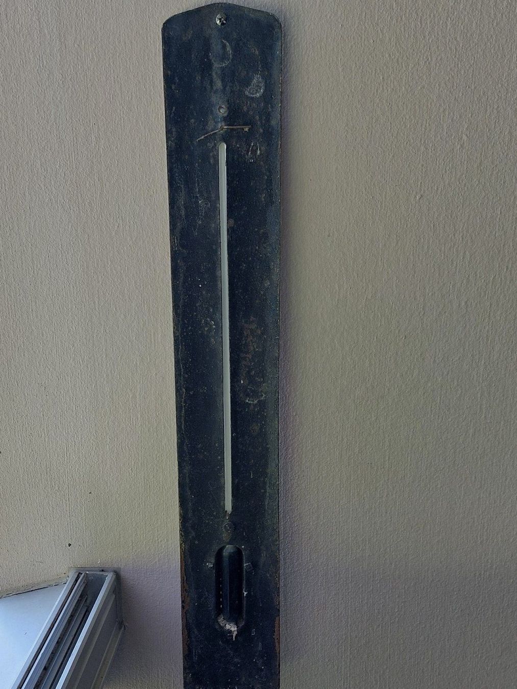 Schilder: Emaille Thermometer - original Fundzustand, alt, ca. 60x9 cm – Gebraucht aus Mönchaltorf von  1