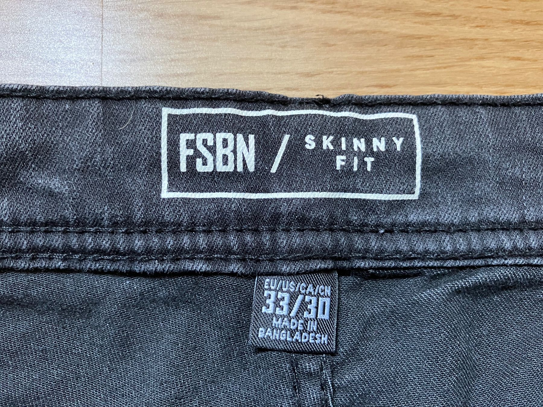 Jeans: 2x Jeans Hosen Grösse 33/30 – Gebraucht aus Urdorf von Chrugitsch 4