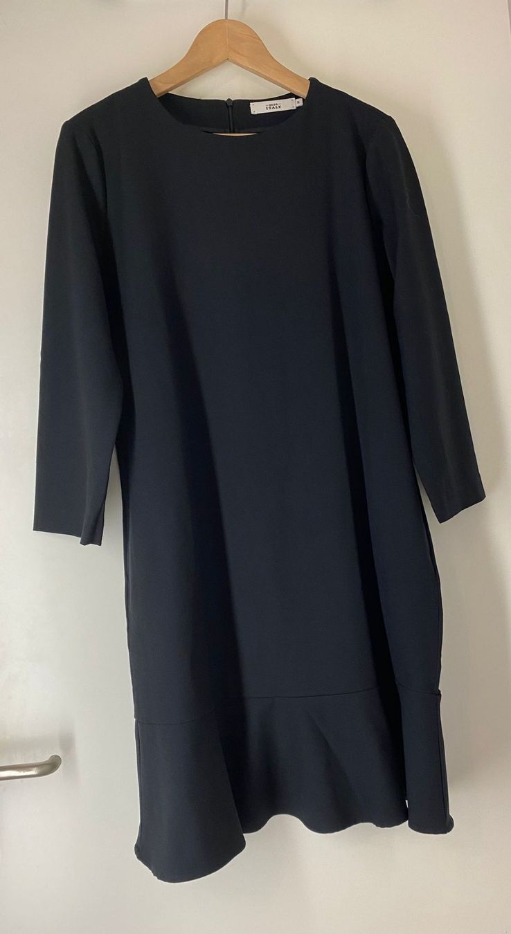 Kleider: 0039 Italy Kleid Damen Gr. M – Gebraucht aus Frauenfeld von LIL_NA
