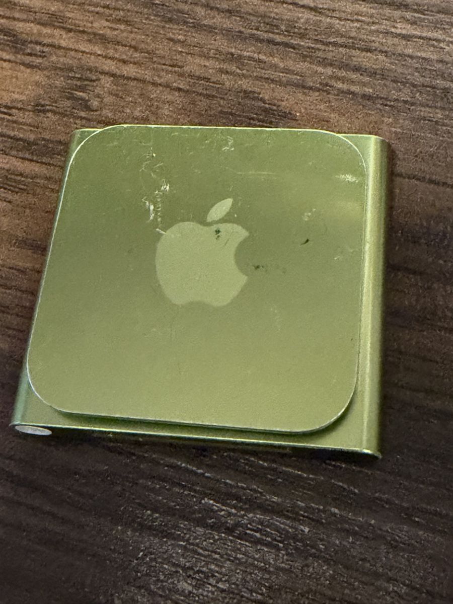 Apple Lettore multimediale portatile: Apple iPod Nano mit Ladekabel – Usato da BADEN venduto da Sprinz 2