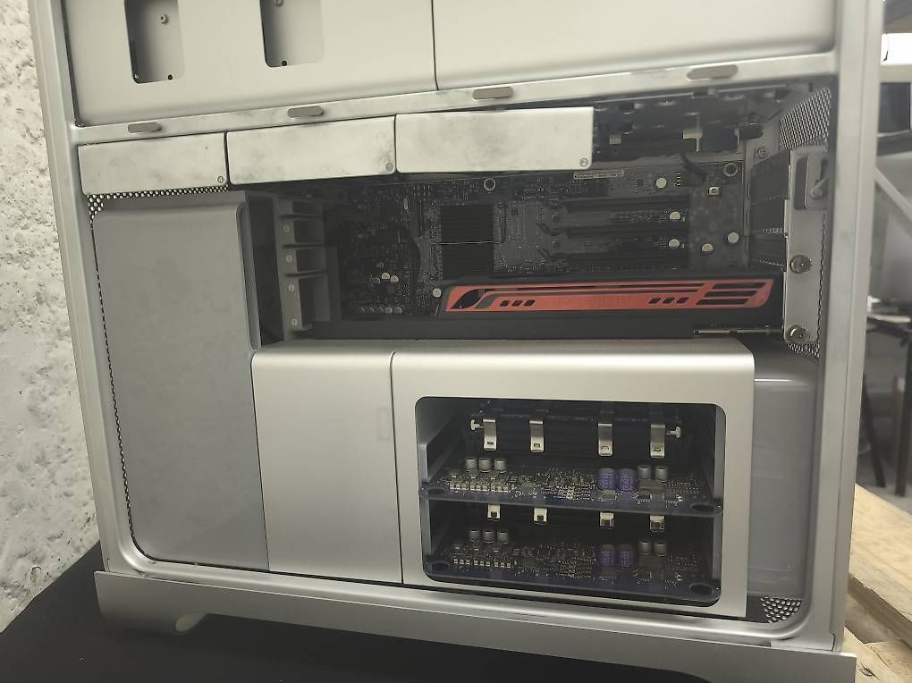 Apple PCs: Apple Mac Pro A1186 – D'occasion à Binningen par saviola01 2