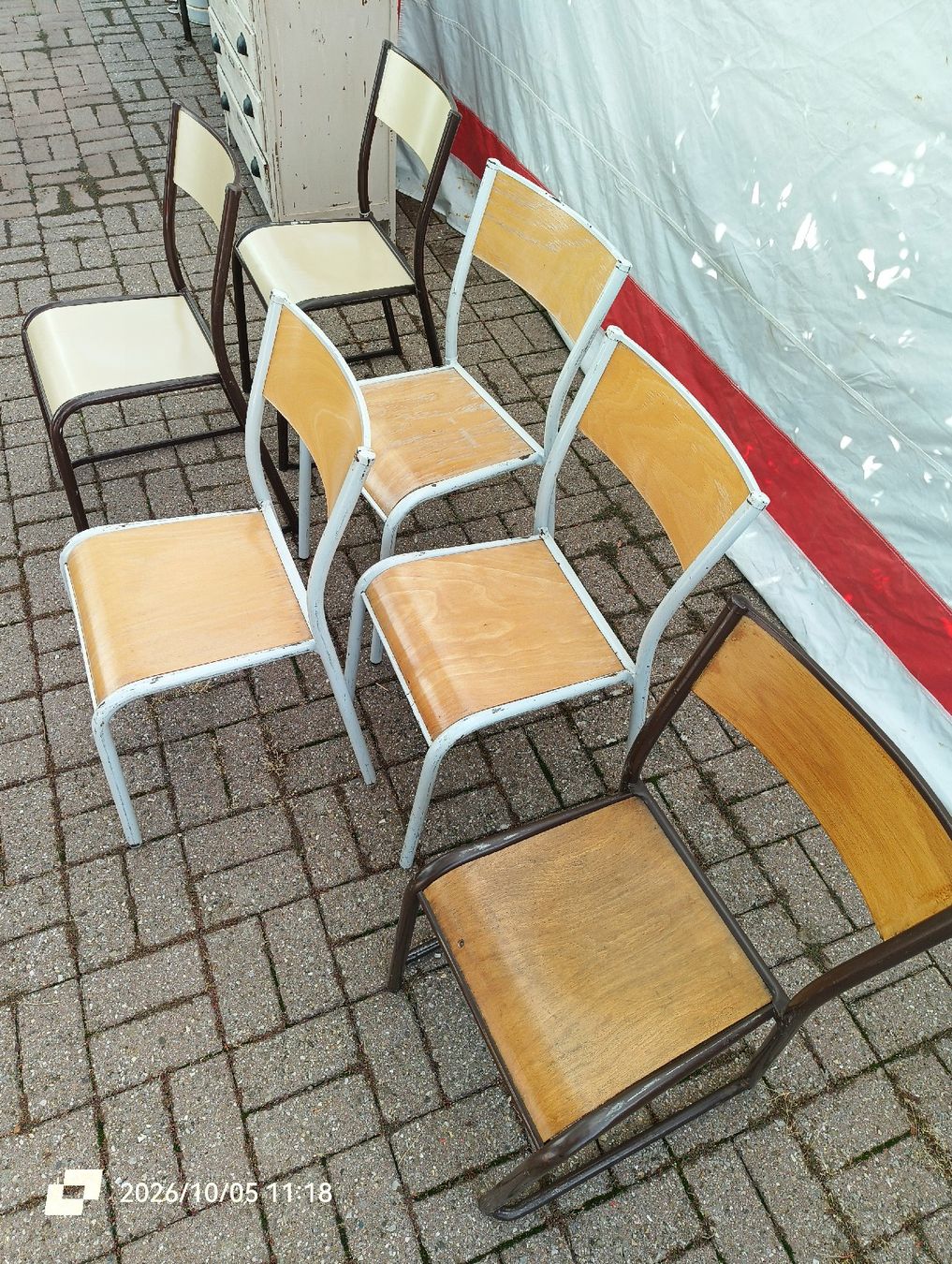 Sedie: Chaises Mullca - empilables - lot de 6 pièces  – Usato da Veyrier venduto da MJ69BROC 4