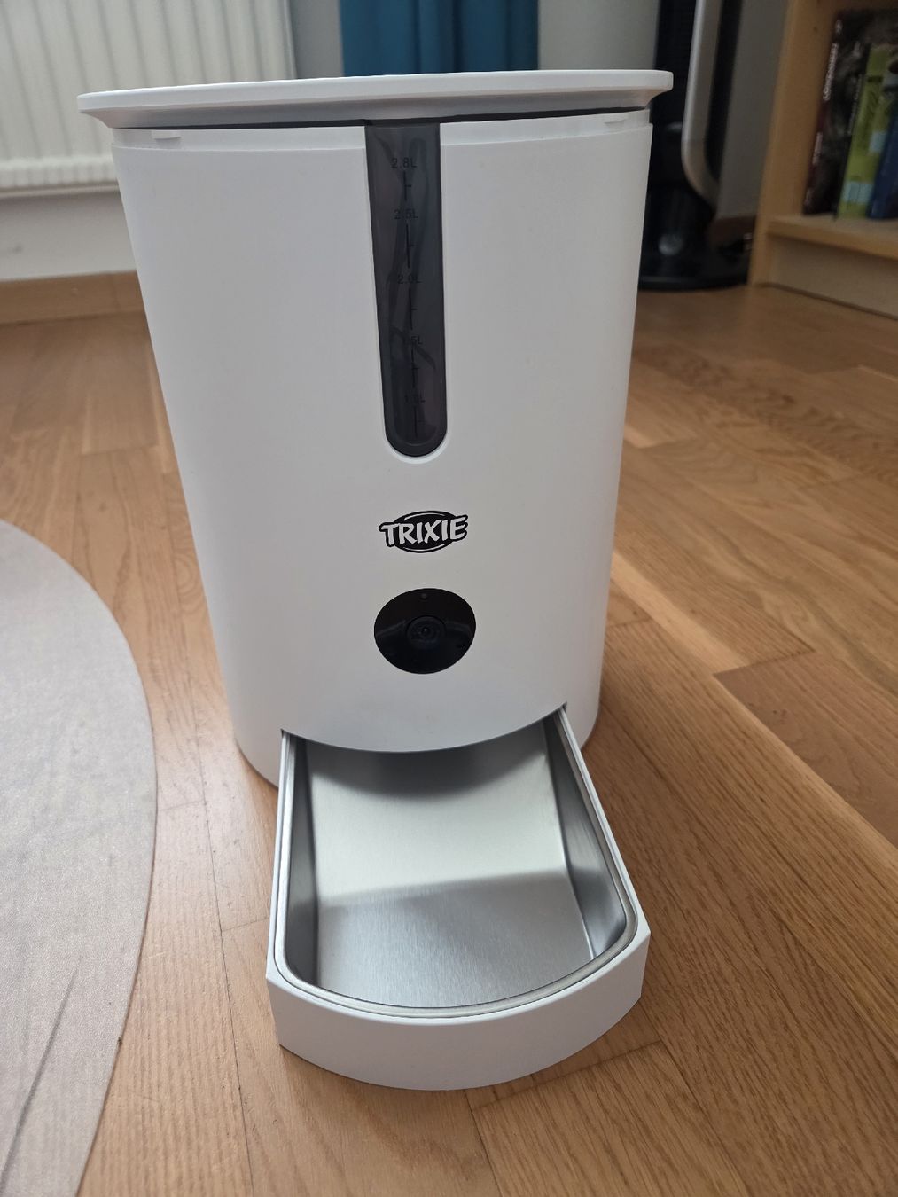 Futter: Trixie TX9 Smart Futterautomat mit Kamera – Gebraucht aus Pfäffikon ZH von Auraya89 1
