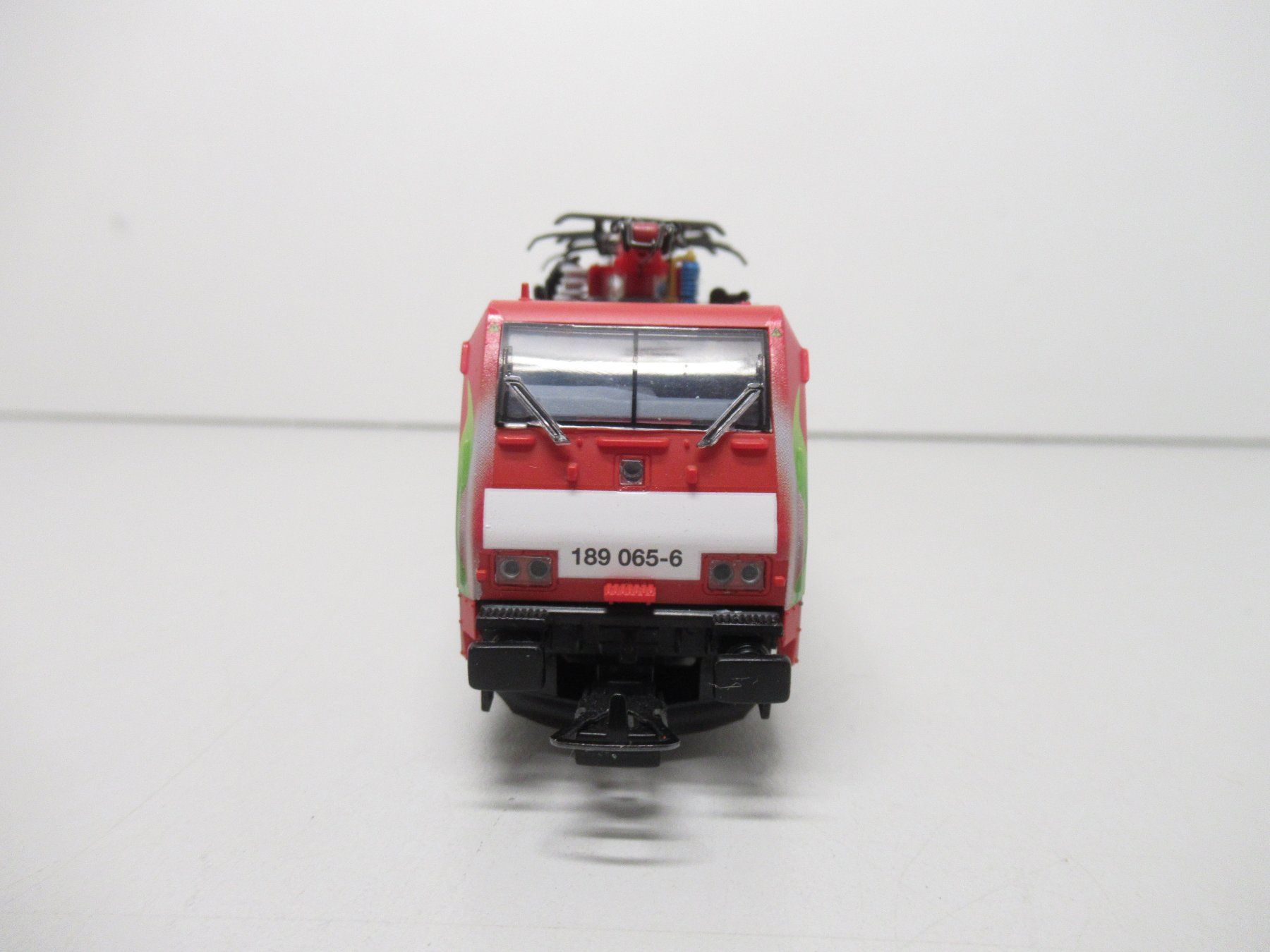 Piko Modellini di ferrovie: Piko 71015 E-Lok BR189 Deutsche Bahn Tulpendesign Analog H0 – Usato da Basel venduto da mhmarken 3