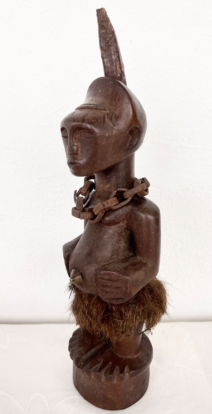 Skulpturen & Statuen: feine ausdrucksstarke alte Songye Figur Höhe 22 cm – Gebraucht aus Rüthi (Rheintal) von Kunsthaus777 5
