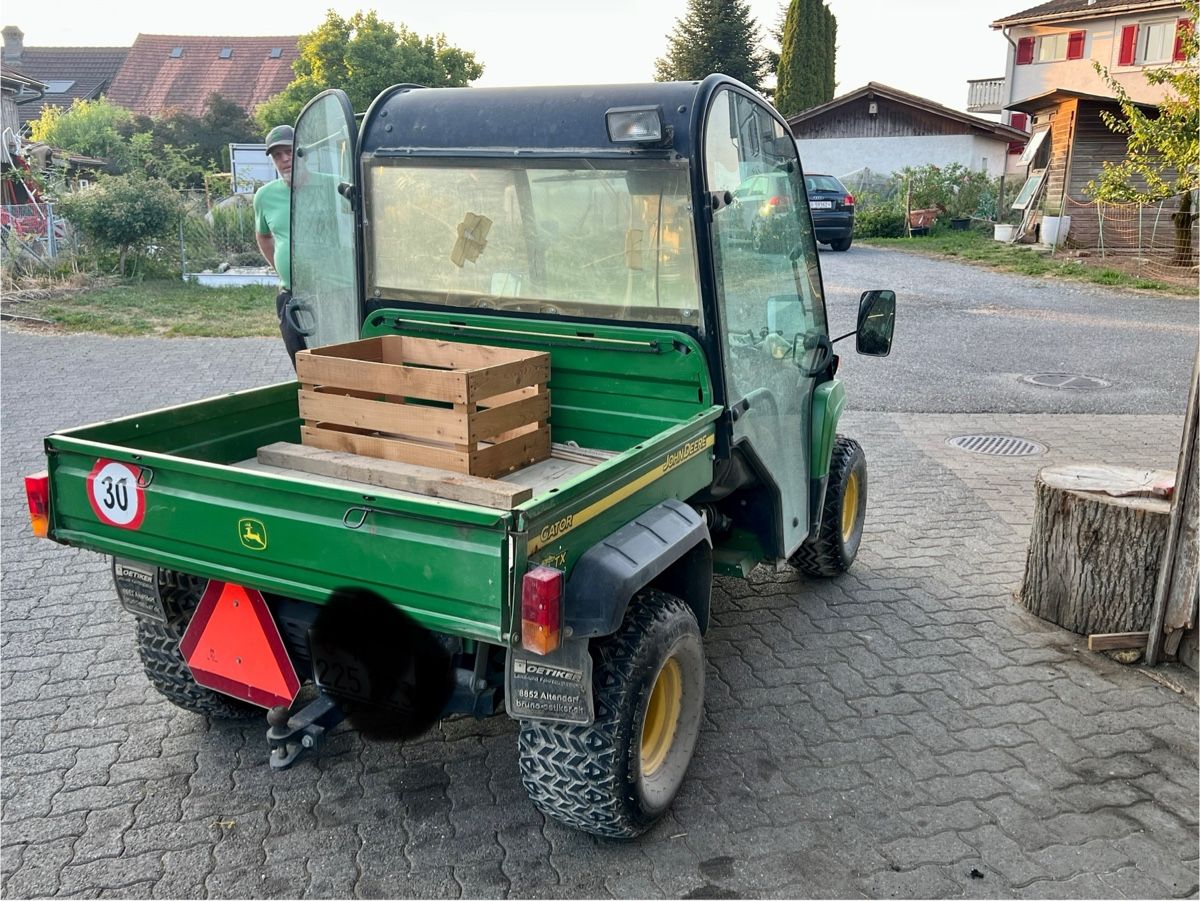 John Deere Tracteurs: John Deere Gator GX 4x2 – D'occasion à uttwil par velux92 7