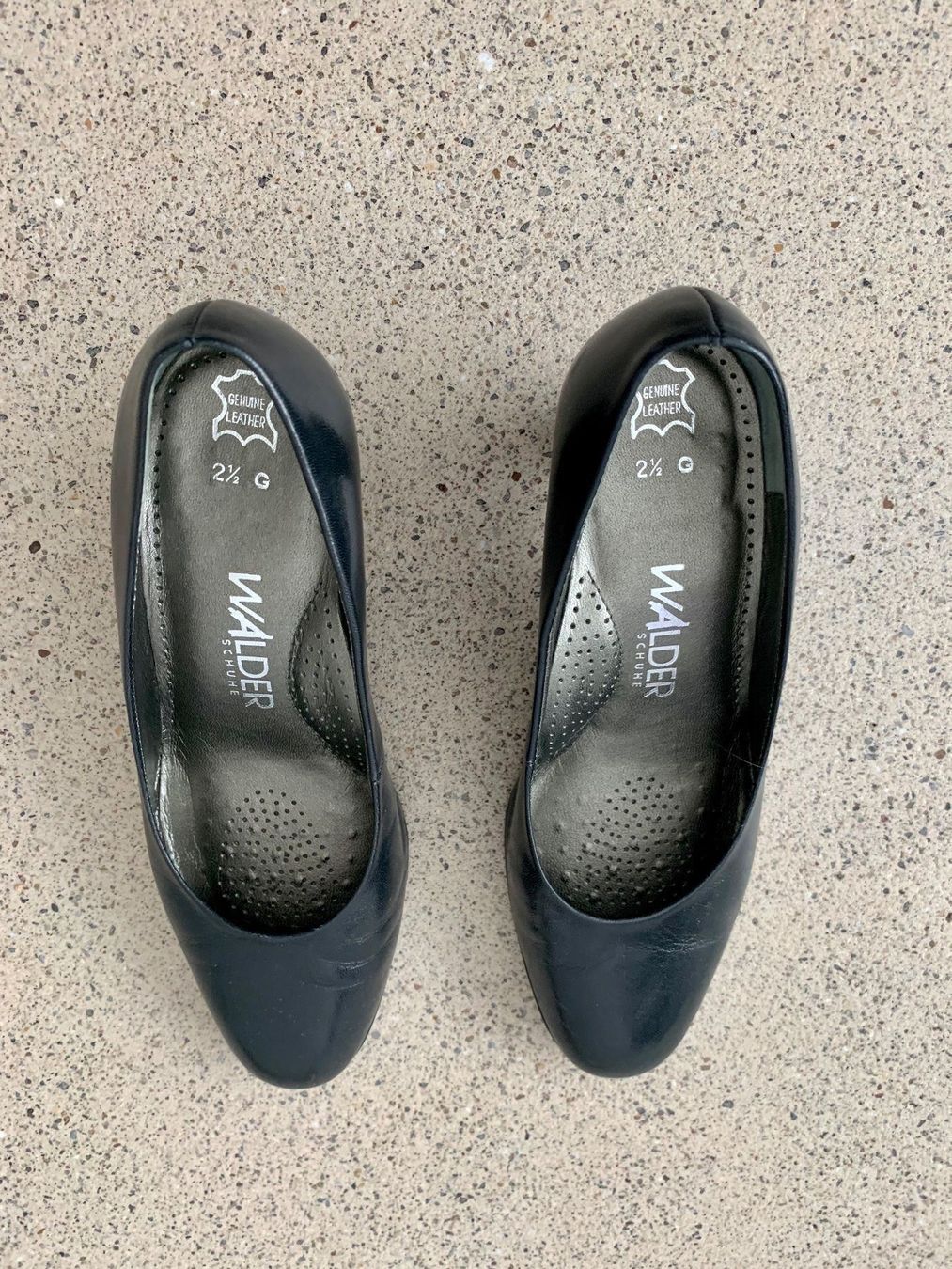 Walder Scarpe da donna: Pumps von Walder schwarz 35 – Usato da Zürich venduto da Jaskam