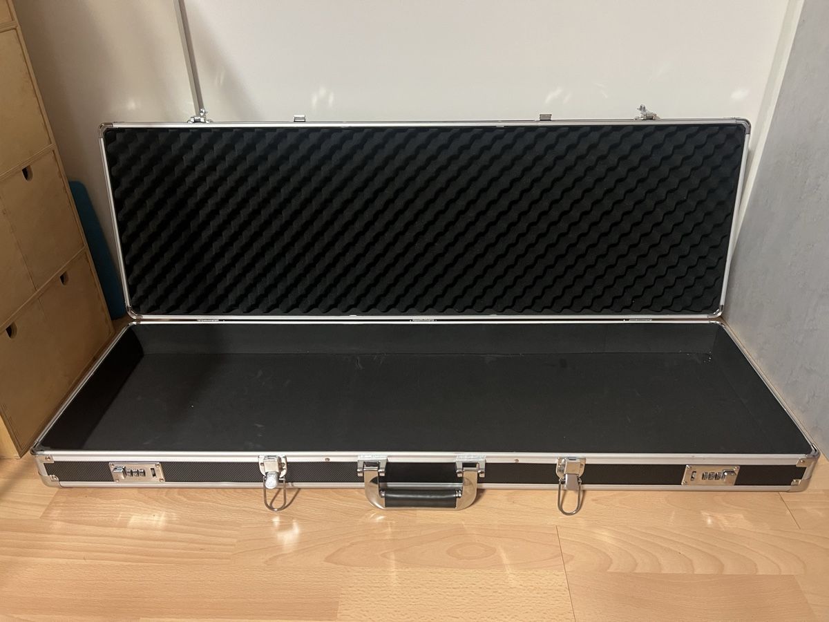 Valises de voyage: Aluminium Koffer schwarz – D'occasion à Oekingen par steph.67 1